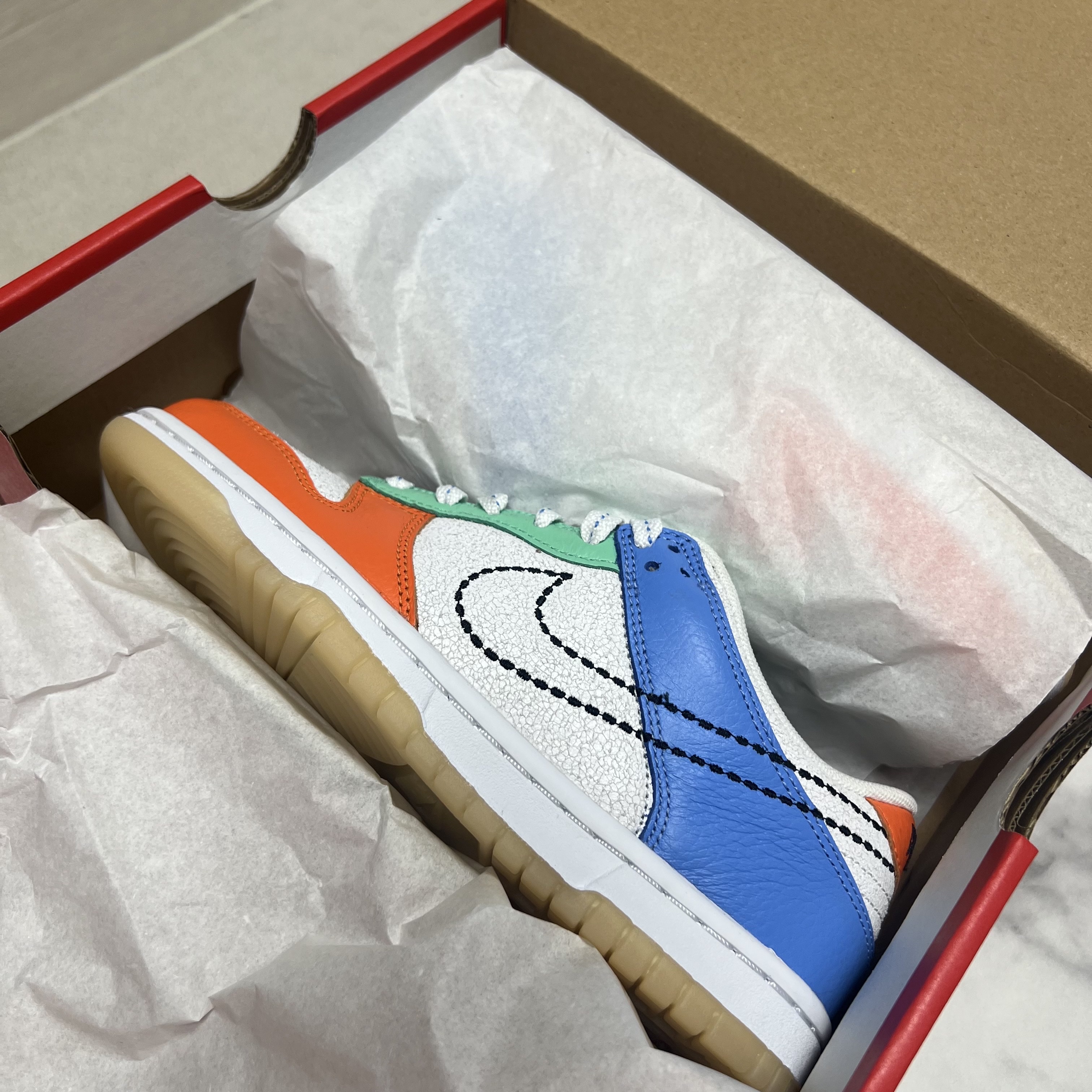 (GS) NIke Dunk Low White Safety Orange 착용 스타일 - 3
