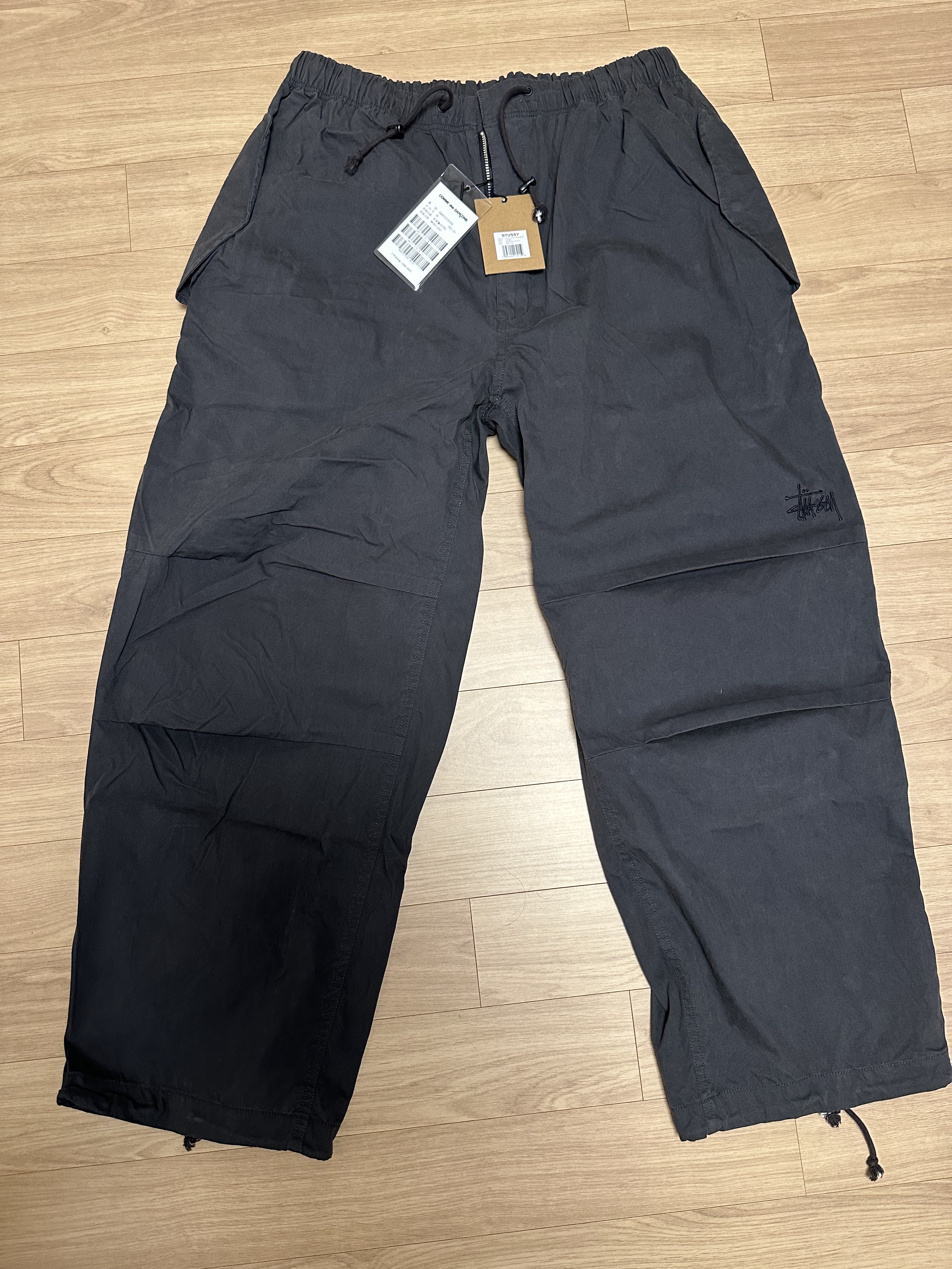 Stussy Nyco Over Trousers Washed Black 착용 스타일 - 1