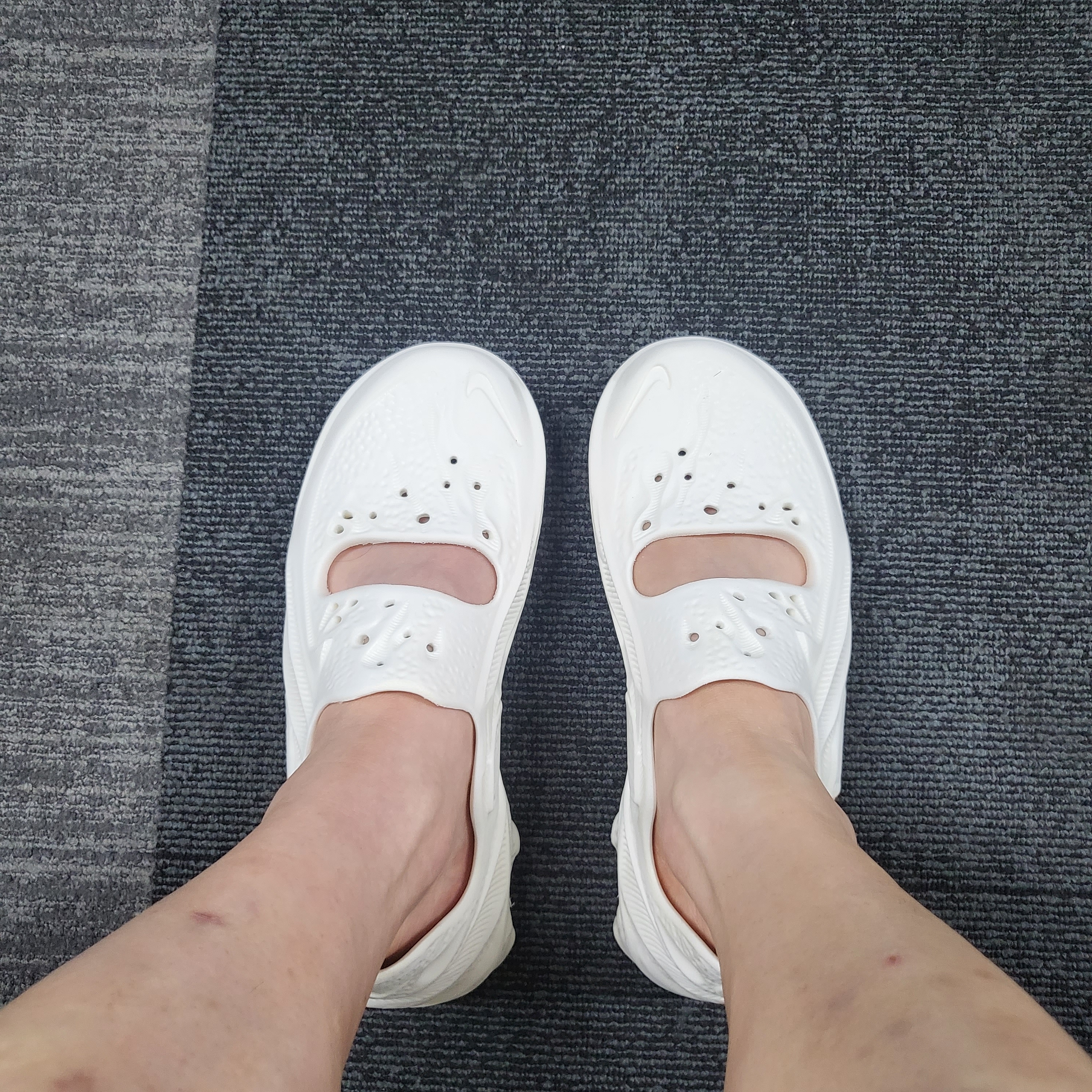 Nike ISPA Universal Natural 착용 스타일