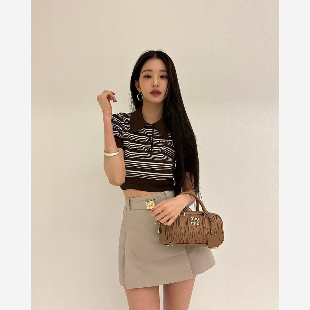 (W) New Balance x Miu Miu 574 Vintage Nappa Leather White, (W) Miu Miu Enamel Metal Bracelet White 착용 스타일 - 3
