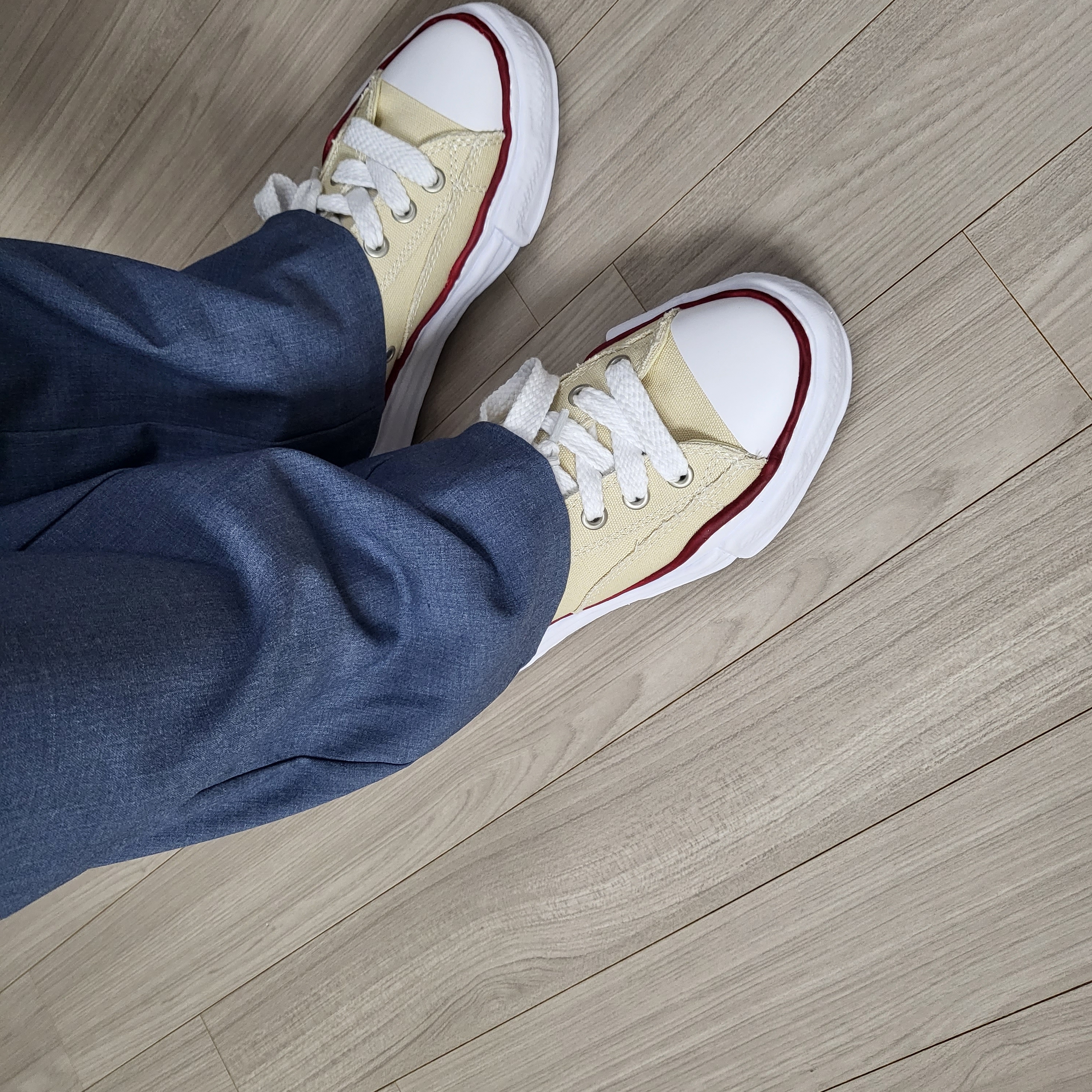 Maison Mihara Yasuhiro Peterson OG Sole Canvas Low-top Sneakers Natural 착용 스타일 - 2