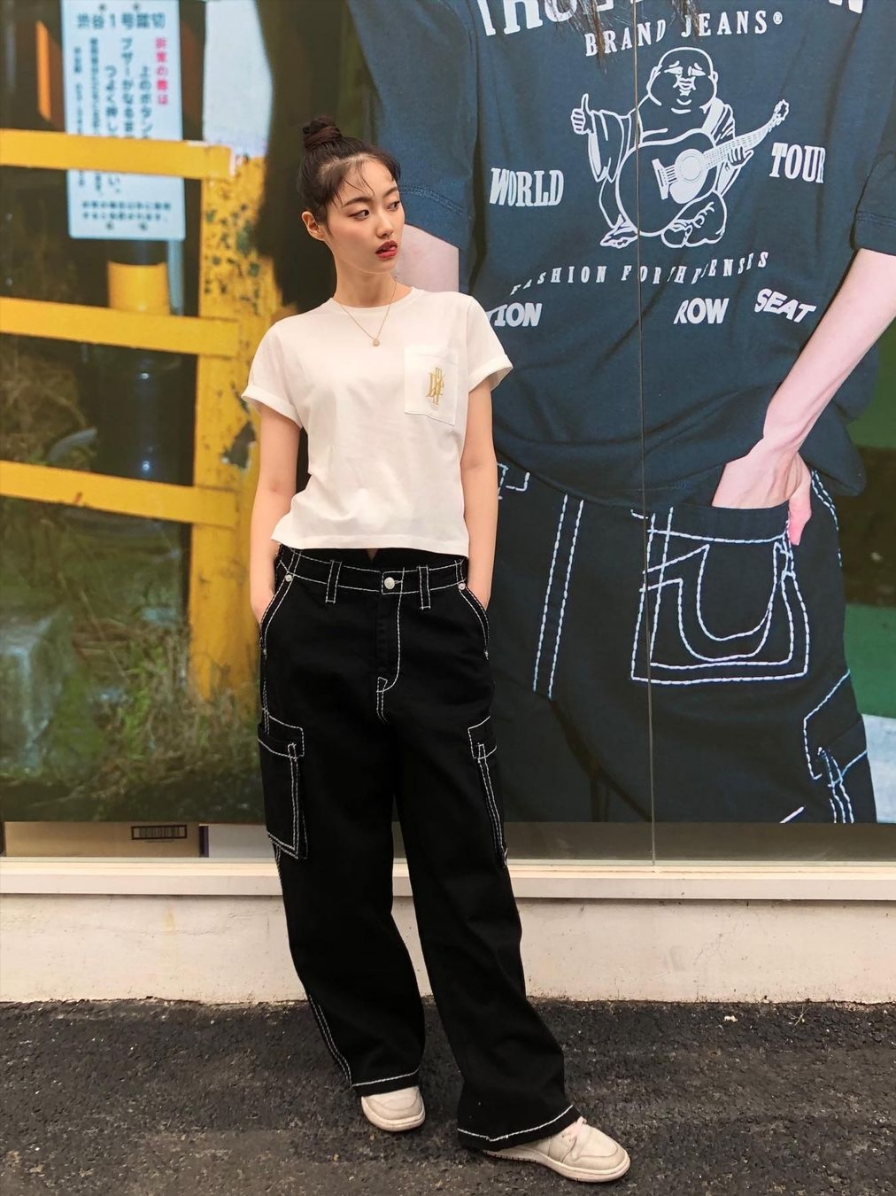 True Religion Classic Cargo Pants Mk-1 Black 착용 스타일 - 1