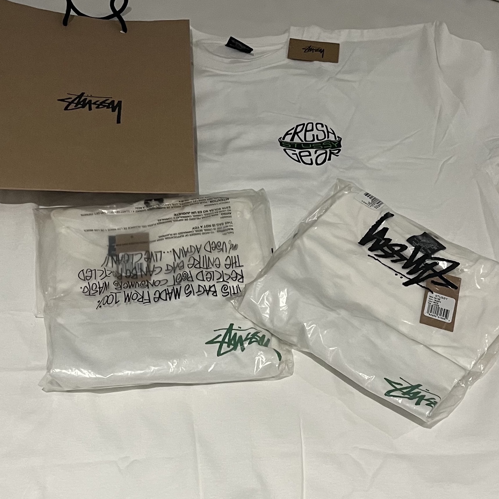 Stussy Landin T-Shirt White 착용 스타일