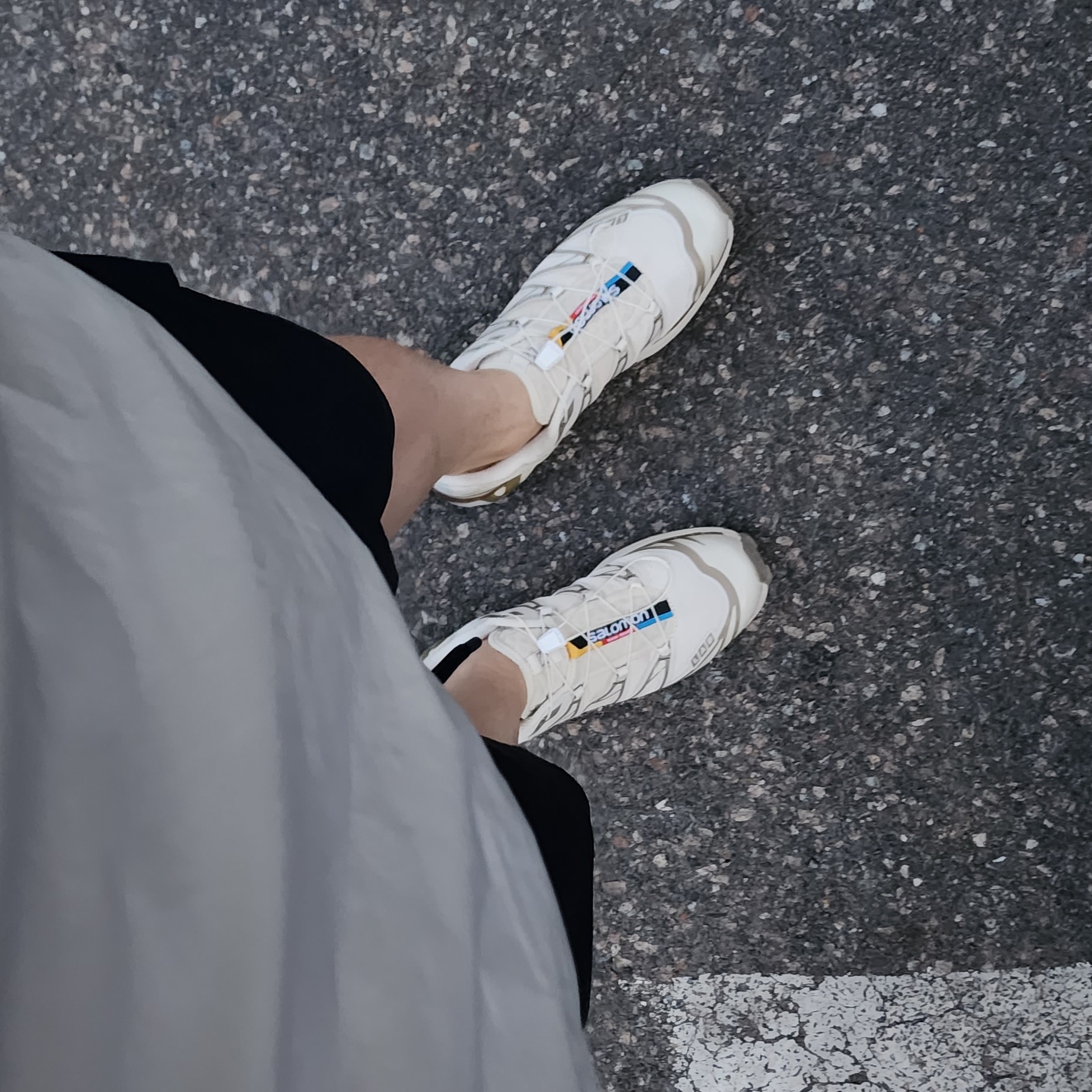 Salomon XT-6 Turtledove 착용 스타일
