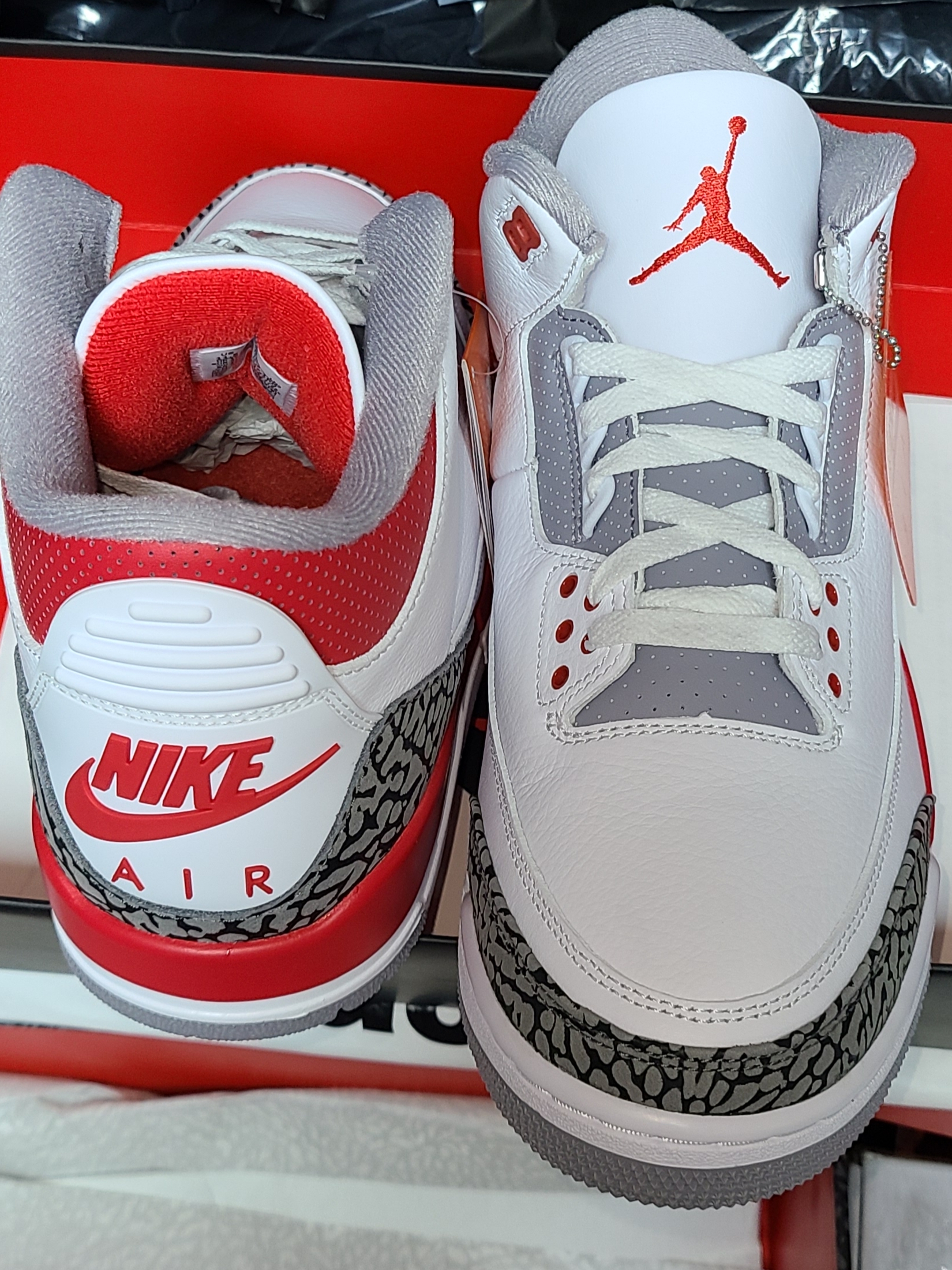 Jordan 3 Retro Fire Red 2022 착용 스타일 - 2