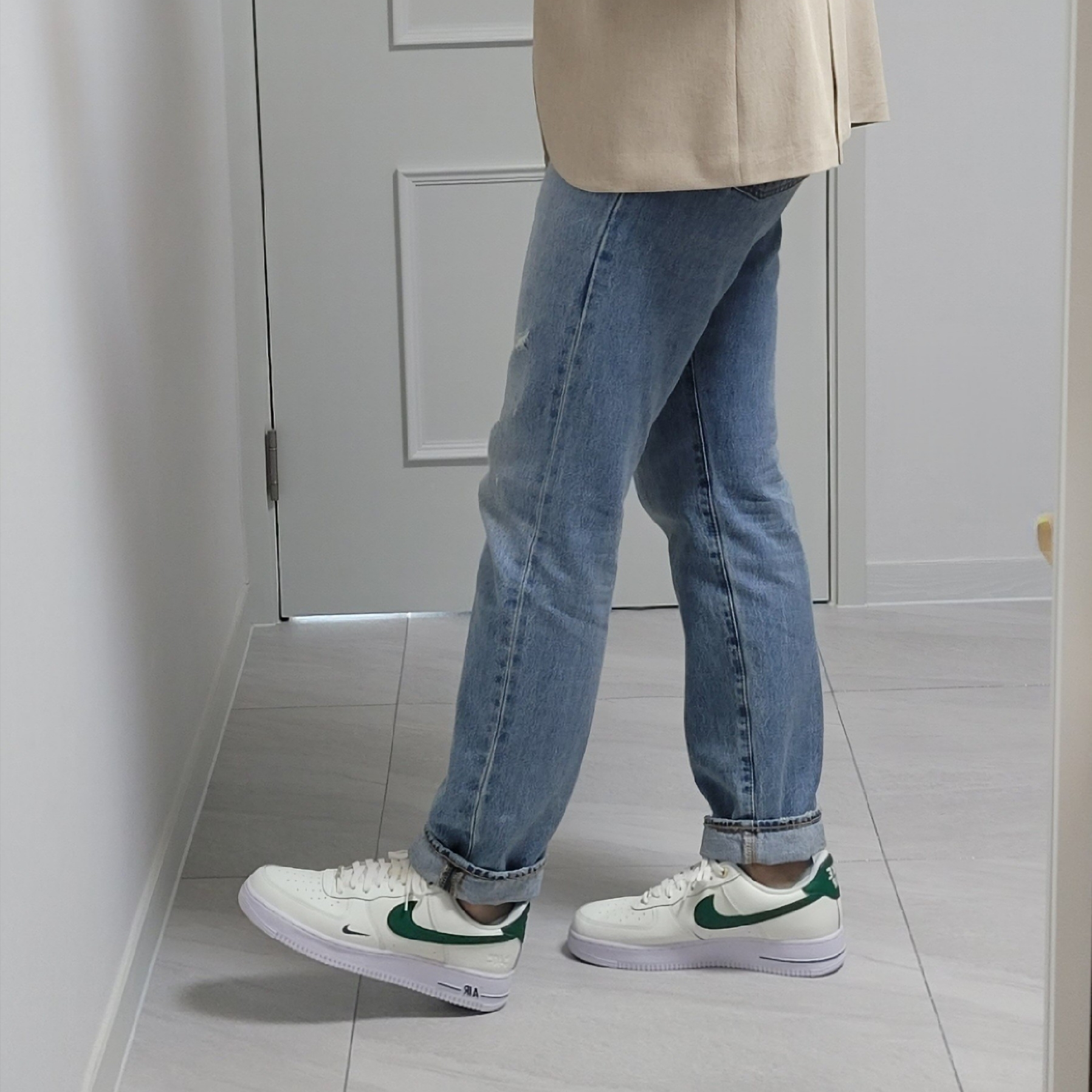 Nike Air Force 1 '07 LV8 40th Anniversary Join Forces Sail Malachite 착용 스타일 - 2