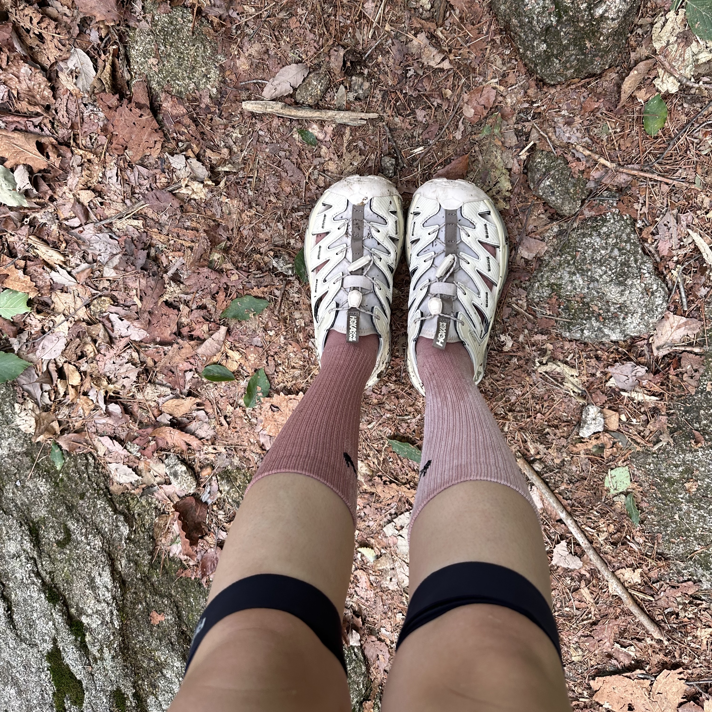 Hoka Hopara Shifting Sand Dune 착용 스타일 - 2