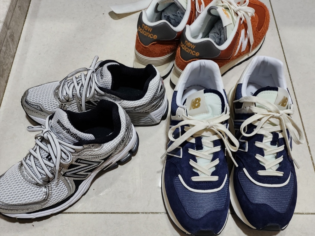 New Balance 574 Legacy Navy 착용 스타일