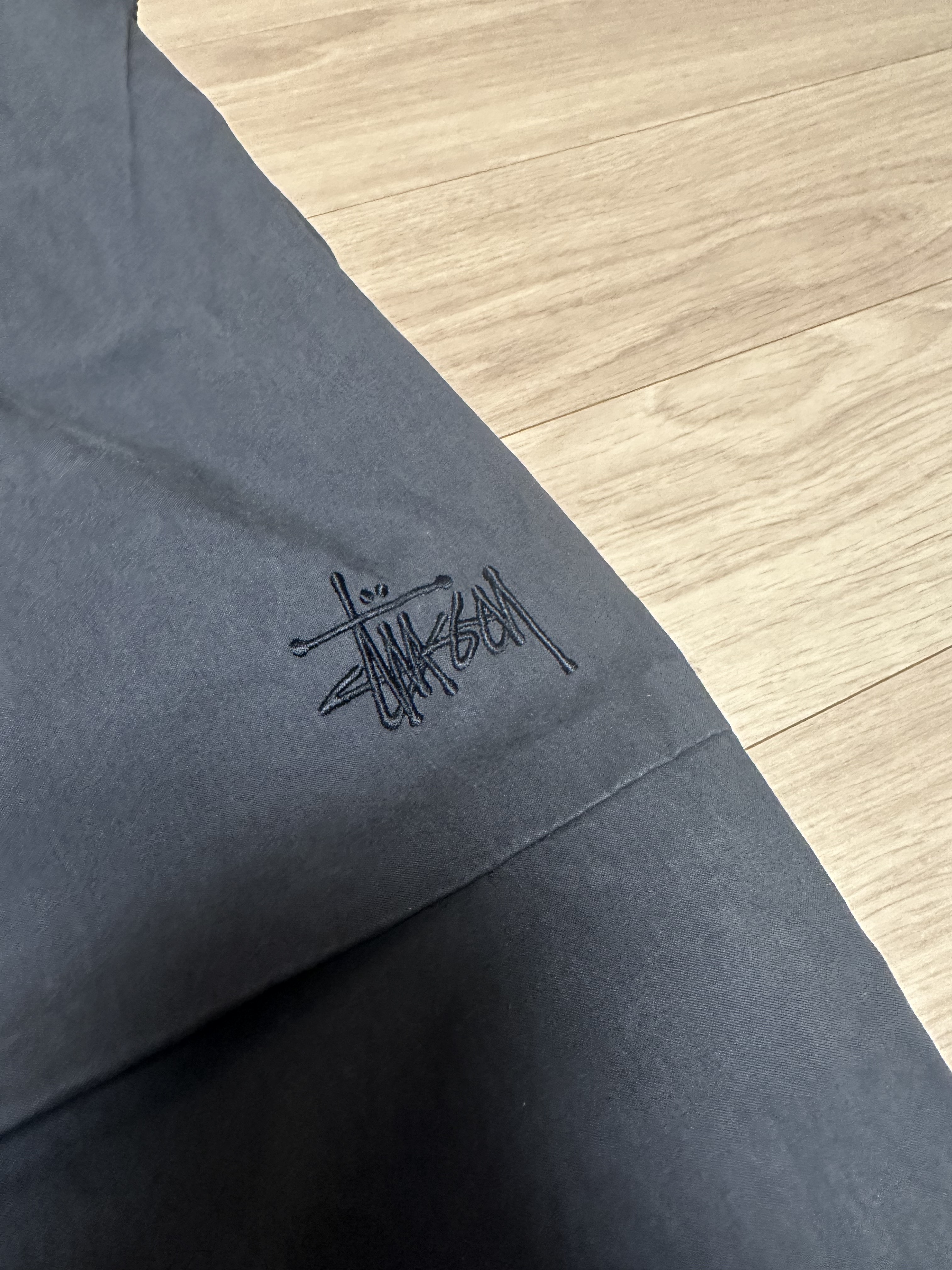 Stussy Nyco Over Trousers Washed Black 착용 스타일 - 2