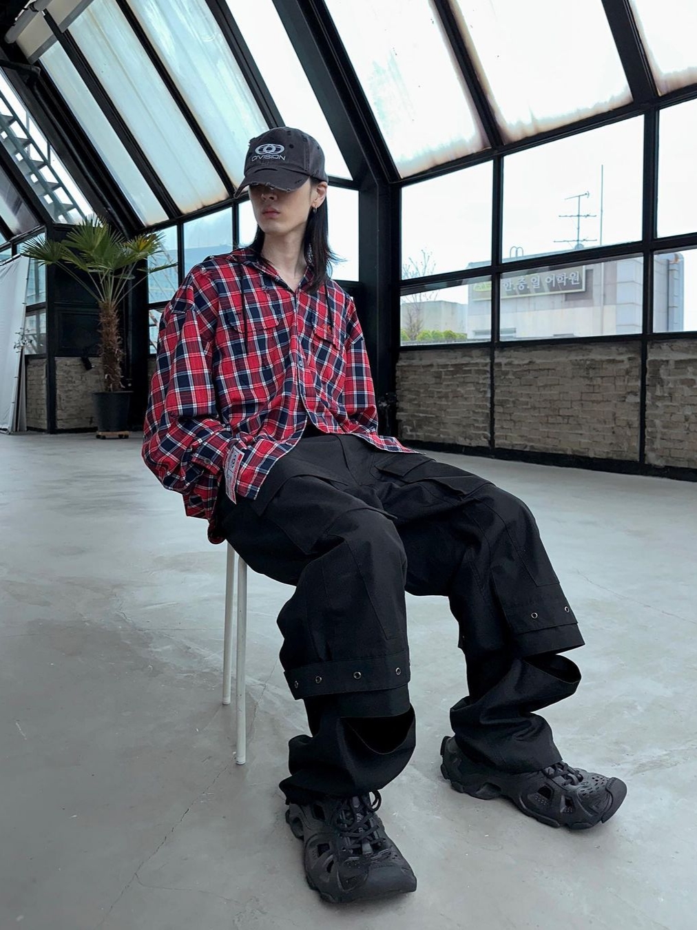 Civision by CSC Vison Destroyed Cap Washed Black 착용 스타일