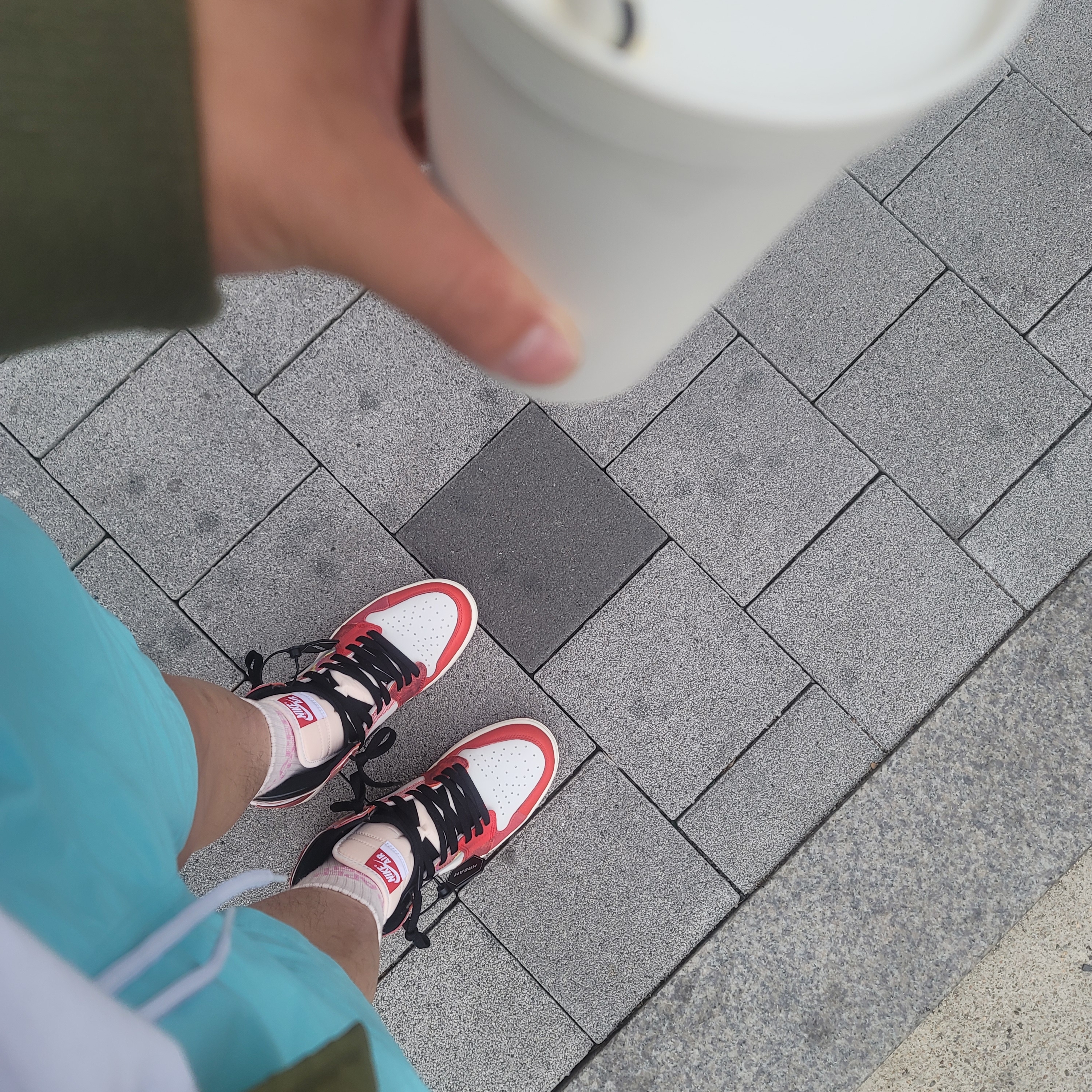Jordan 1 Retro High Spider-Man Next Chapter 착용 스타일 - 4