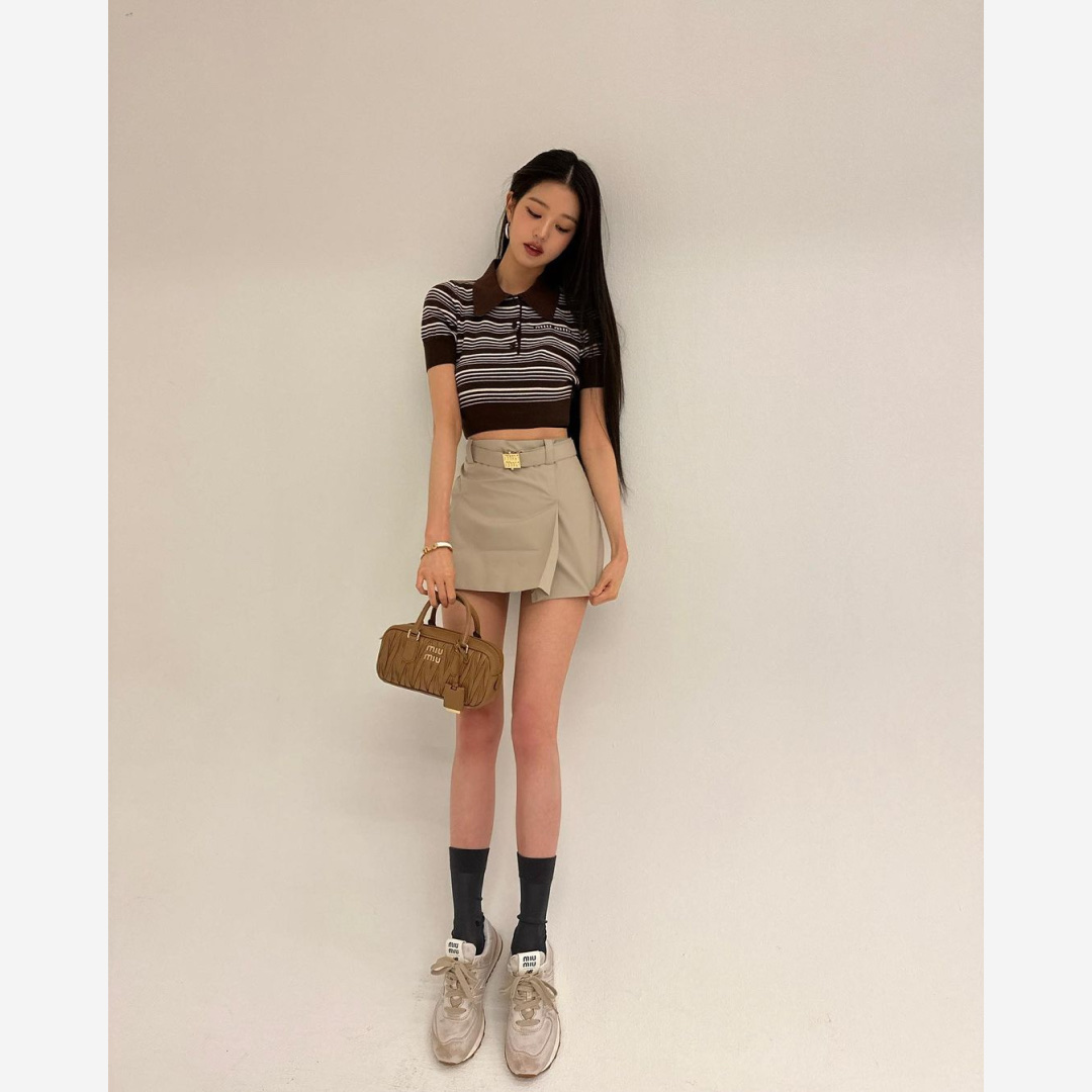 (W) New Balance x Miu Miu 574 Vintage Nappa Leather White, (W) Miu Miu Enamel Metal Bracelet White 착용 스타일 - 2