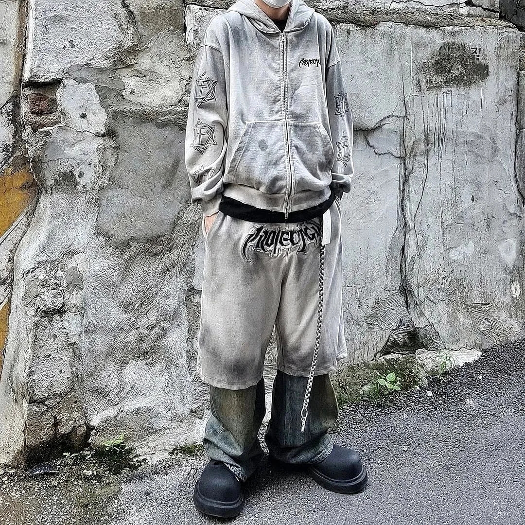 Project G/R Furious Logo Applique Shorts Grey - 10 Corso Como Exclusive, Project G/R Furious Logo Applique Zip Hoodie Grey - 10 Corso Como Exclusive 착용 스타일 - 2