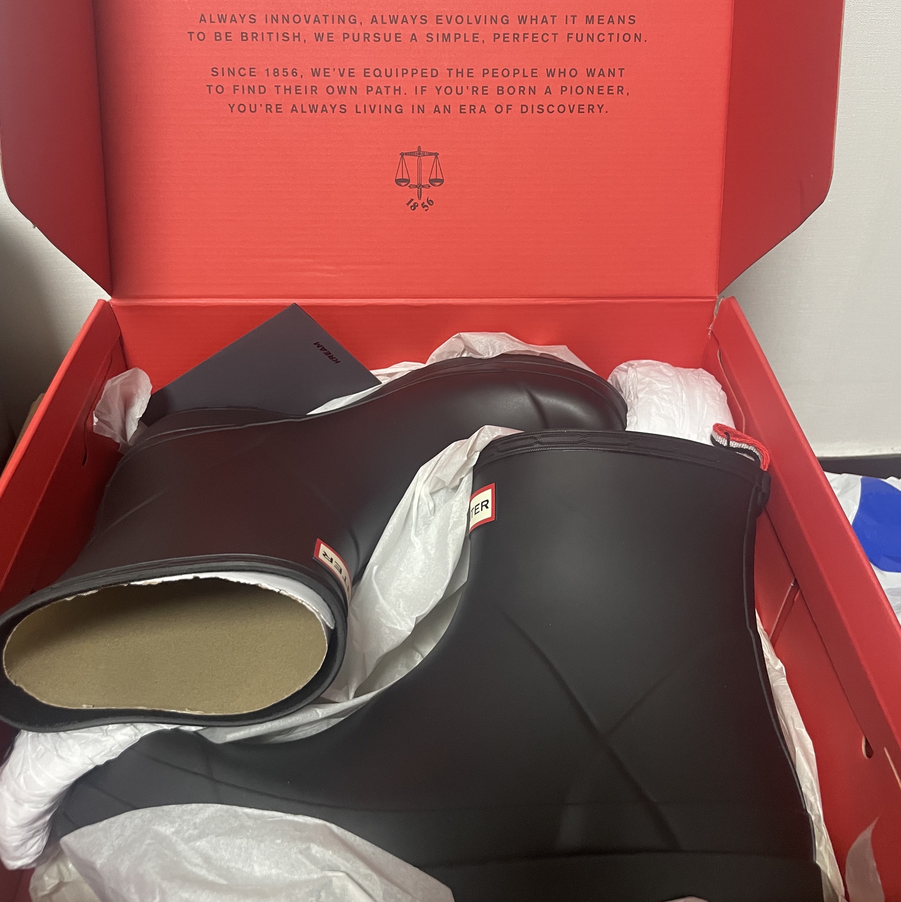 Hunter Play Short Wellington Boots Black 착용 스타일