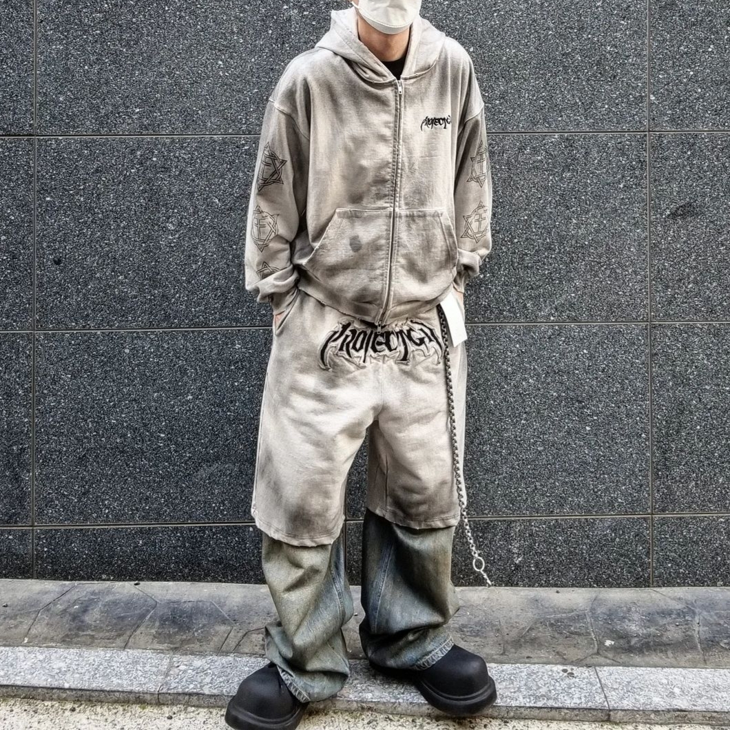 Project G/R Furious Logo Applique Shorts Grey - 10 Corso Como Exclusive, Project G/R Furious Logo Applique Zip Hoodie Grey - 10 Corso Como Exclusive 착용 스타일 - 3