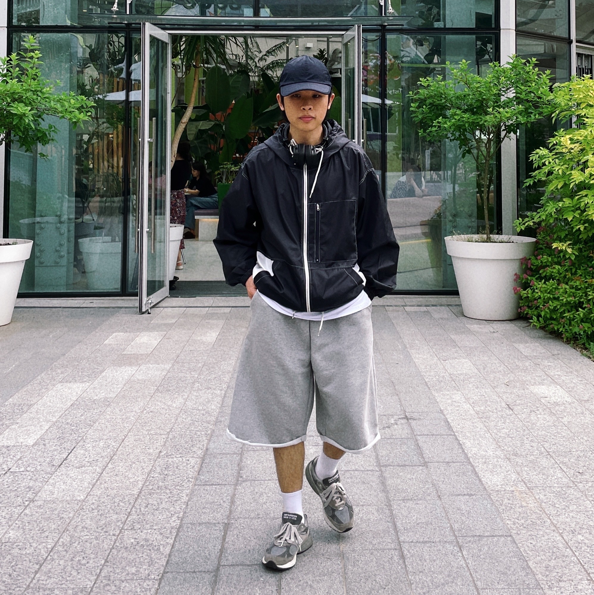 New Balance 993 Made in USA Grey - D Standard, Marshall Major IV Black (Korean Ver.) 착용 스타일 - 1