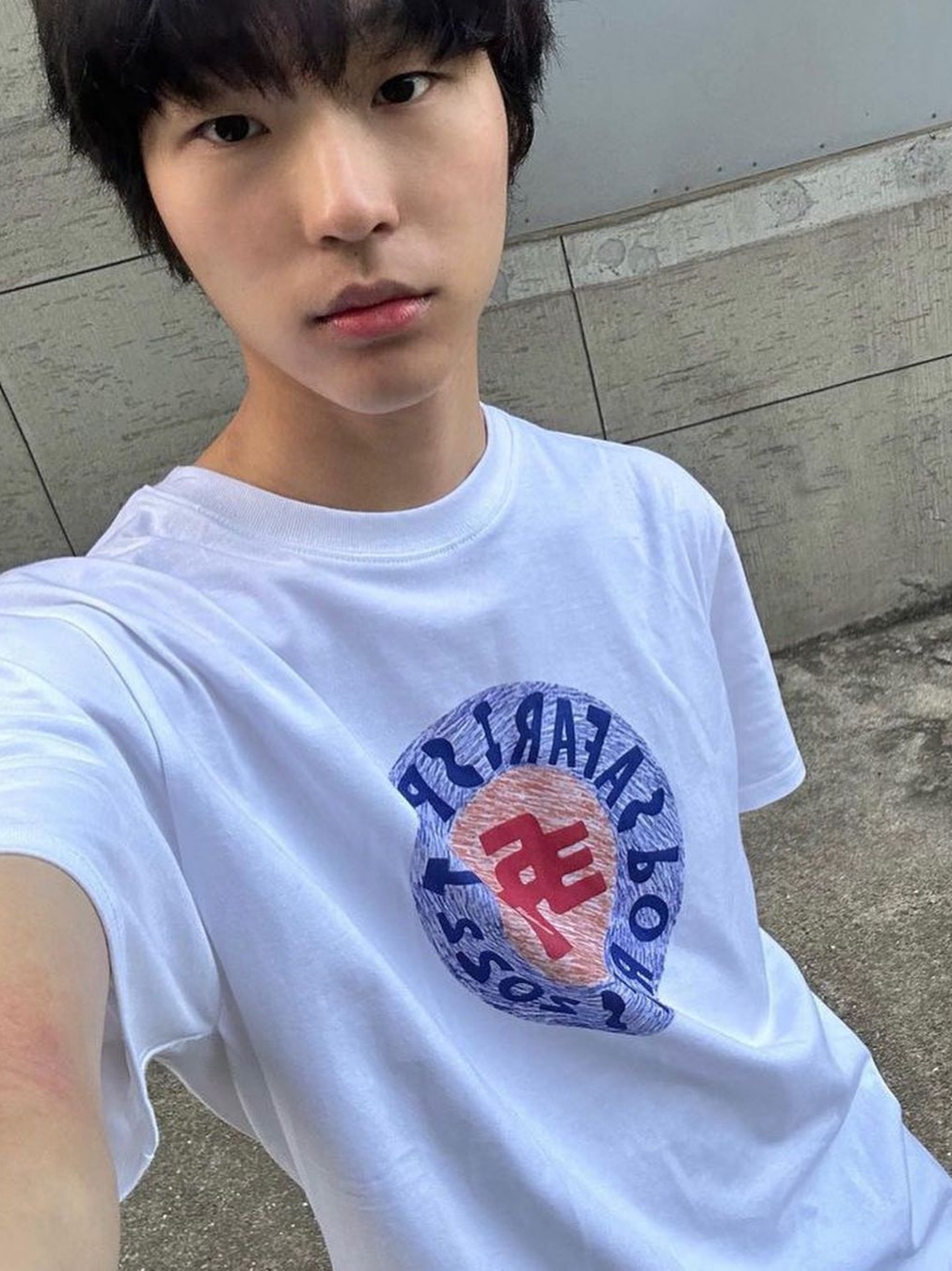 Safarispot Sports Tee White 착용 스타일 - 2
