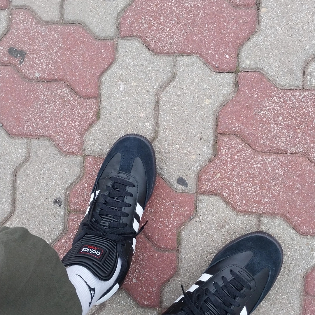 Adidas Samba Classic Core Black 착용 스타일
