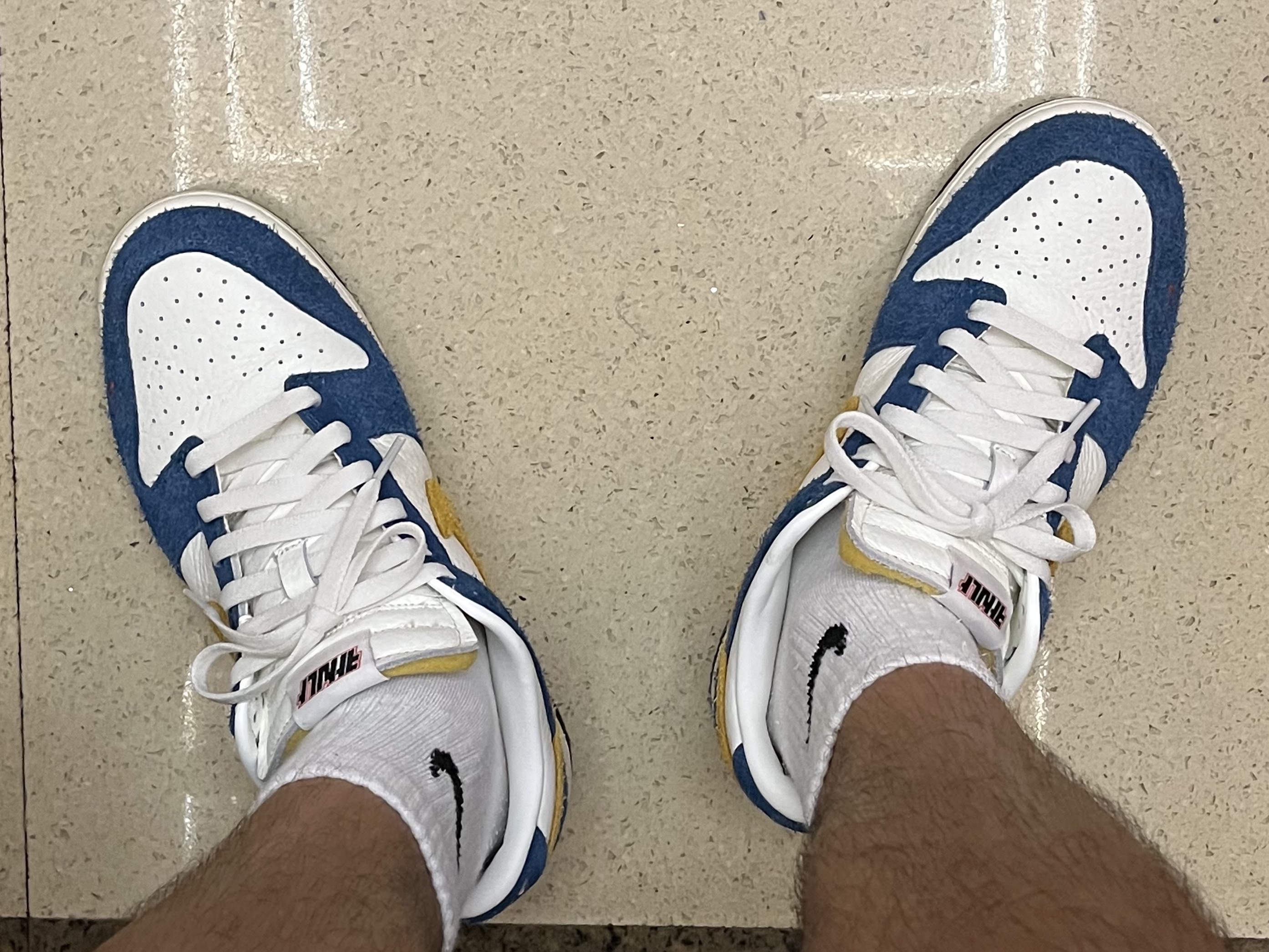 Nike x Kasina Dunk Low 80's Bus 착용 스타일