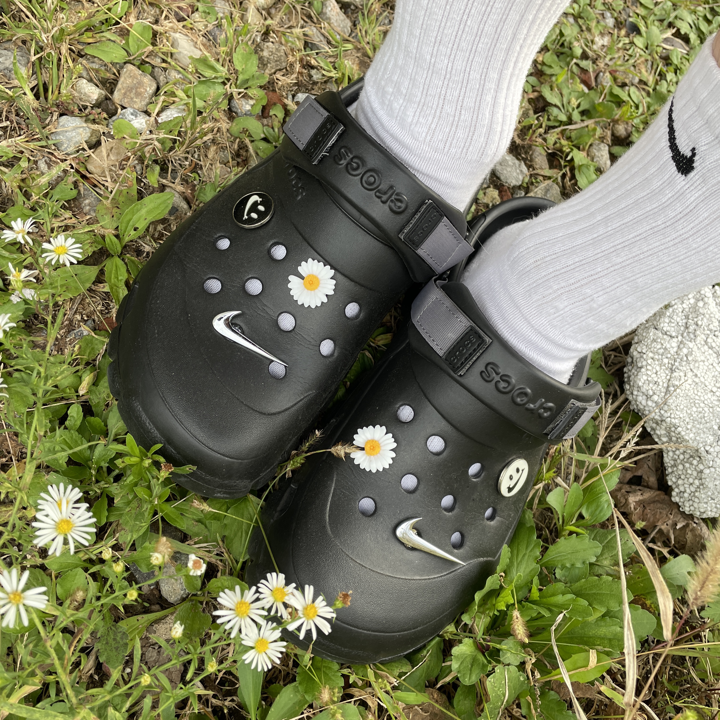 Crocs x Salehe Bembury Pollex Clog Sasquatch, Crocs Echo Clog Real Tree Bone 착용 스타일 - 5