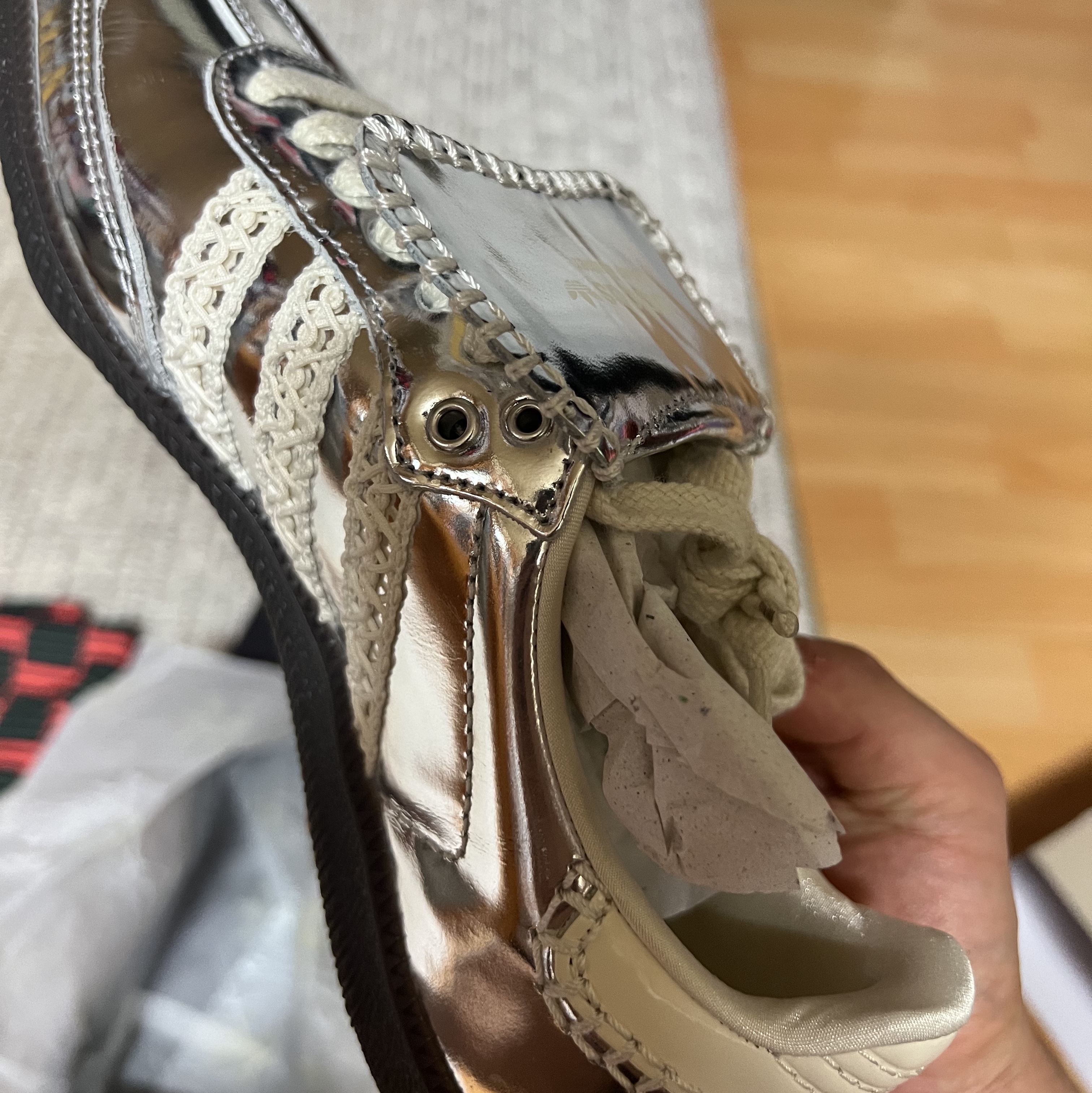 Adidas x Wales Bonner Samba Silver Metallic 착용 스타일 - 2