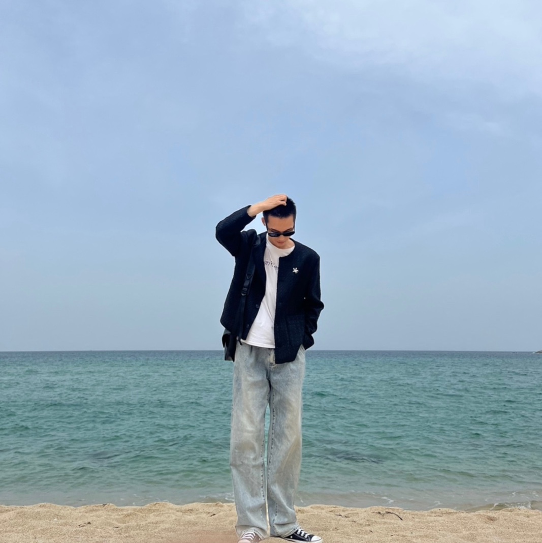 Gentle Monster x Maison Margiela MM004 Black Black 착용 스타일