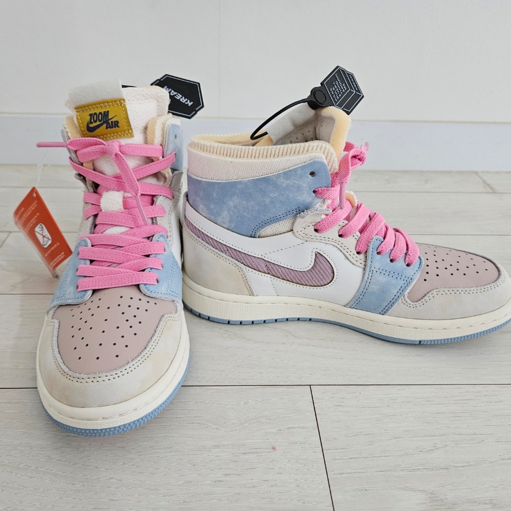 (W) Jordan 1 Zoom Air CMFT Pink Oxford Plum Fog 착용 스타일 - 2