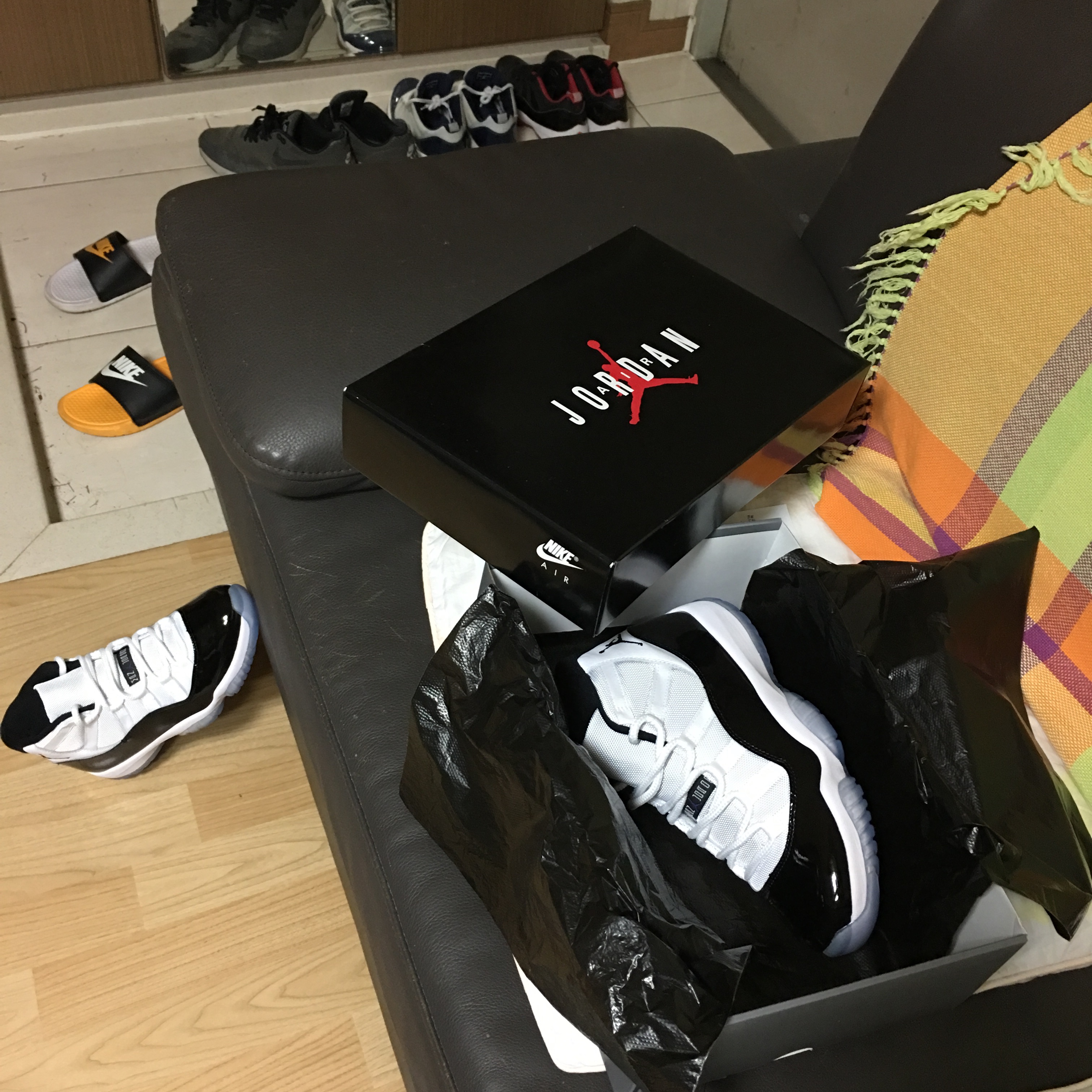 Jordan 11 Retro Concord 2018 착용 스타일