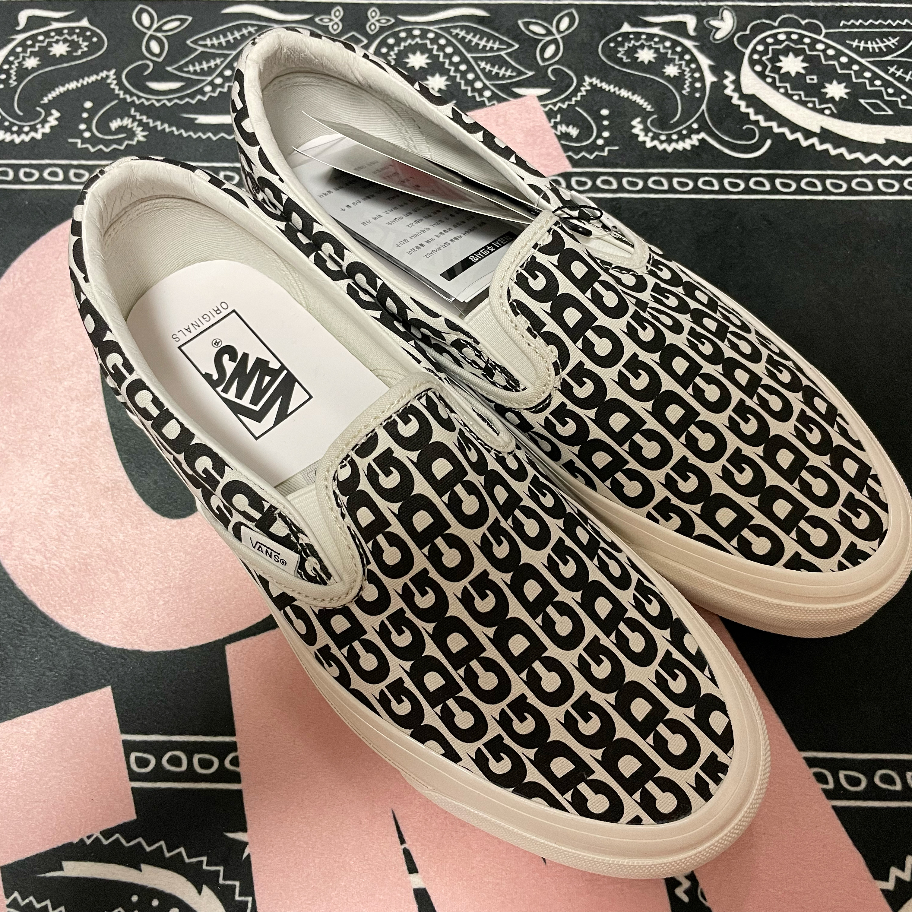 Vans Vault x CDG Slip-On LX White 착용 스타일