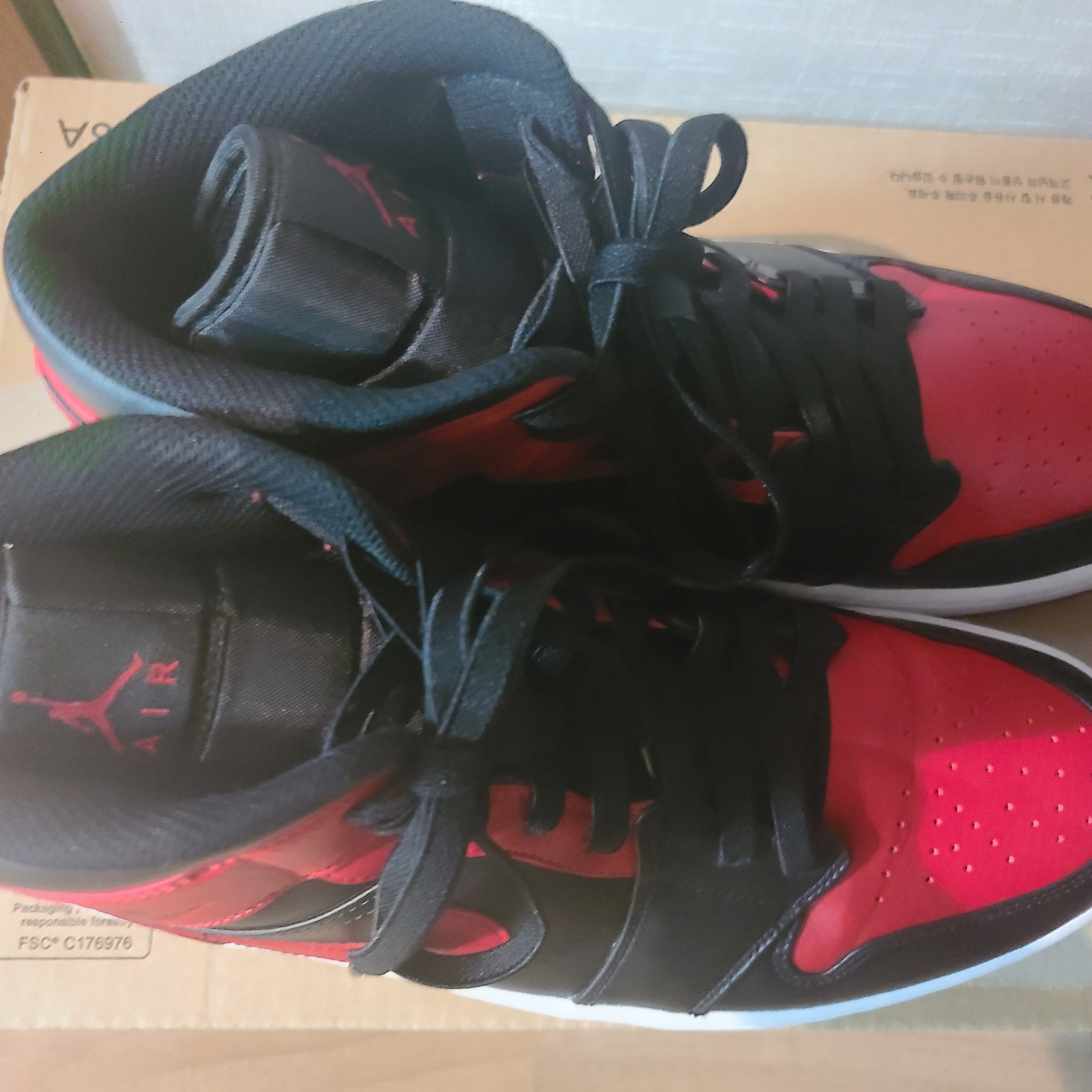 Jordan 1 Mid Bred Banned 2020 착용 스타일