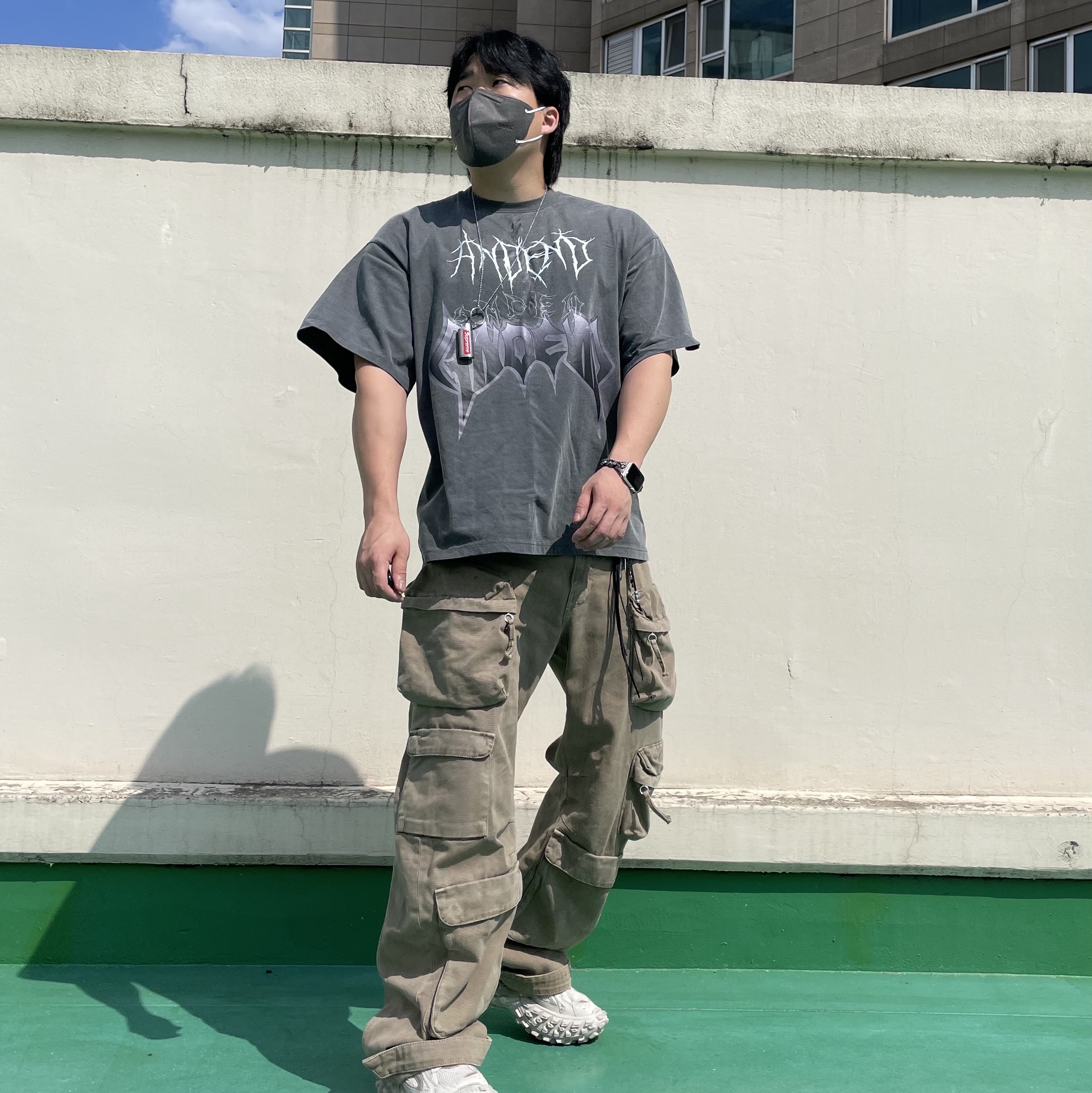 Supreme Metal Lighter Holster - 19SS, Balenciaga Defender Sneakers Beige 착용 스타일 - 2