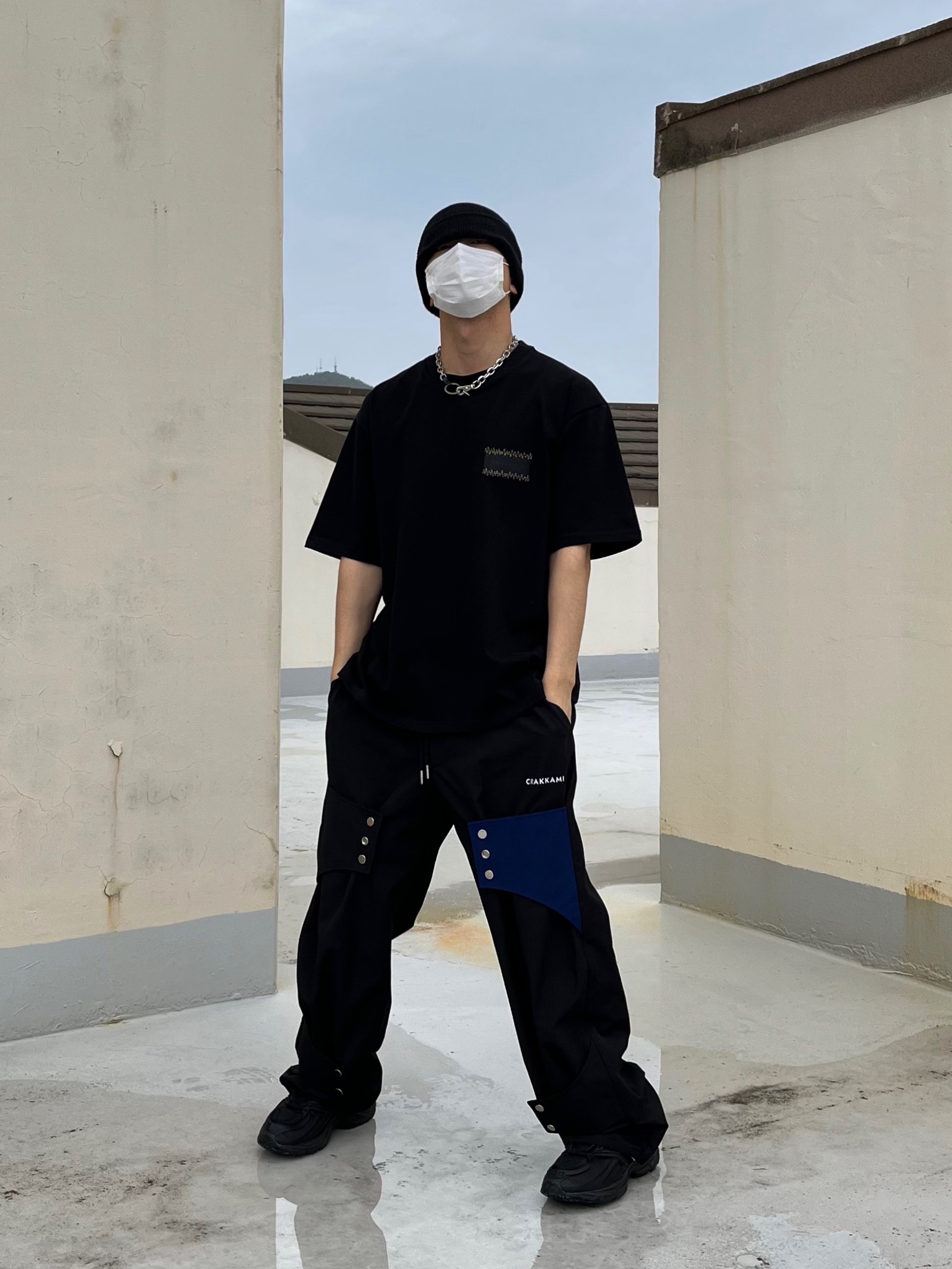 Reebok x Kanghyuk Premier Road Modern Mid Black, Our Legacy Ladon Brass Keychain Matte Nickel 착용 스타일