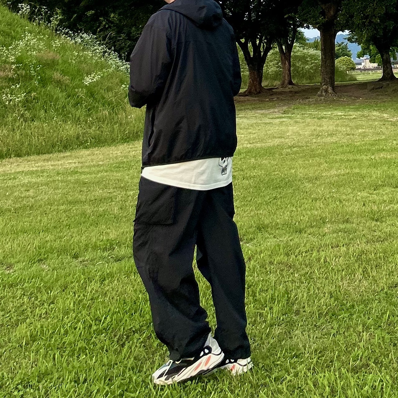 Stussy Test Strike Pigment Dyed T-Shirt Natural, Adidas Yeezy Boost 700 Wave Runner Solid Grey 2017/2019 착용 스타일 - 4