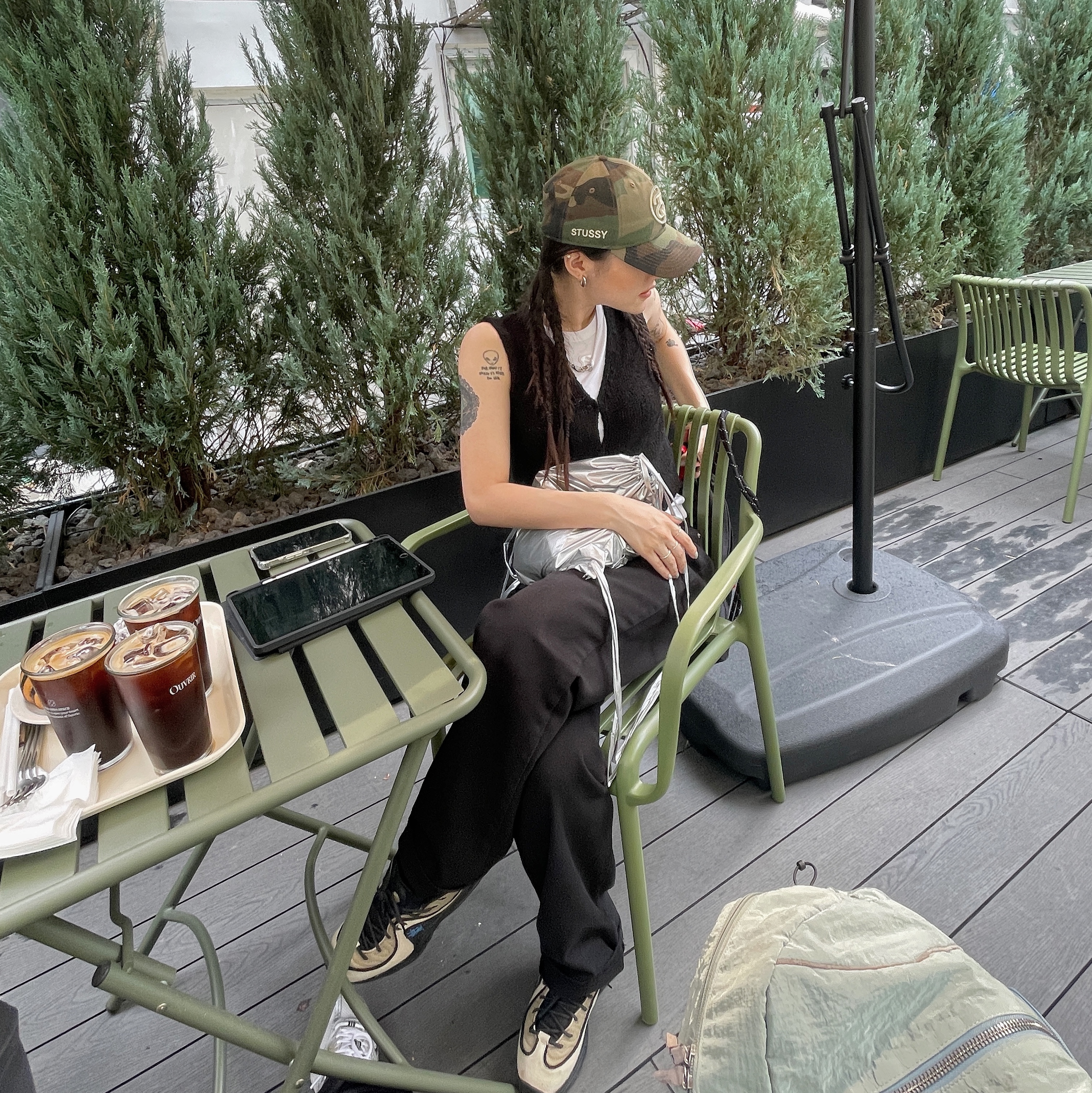 Stussy SS Link 9Twenty Cap Woodland Camo, Nike x Stussy Air Penny II Rattan and Limestone 착용 스타일 - 3