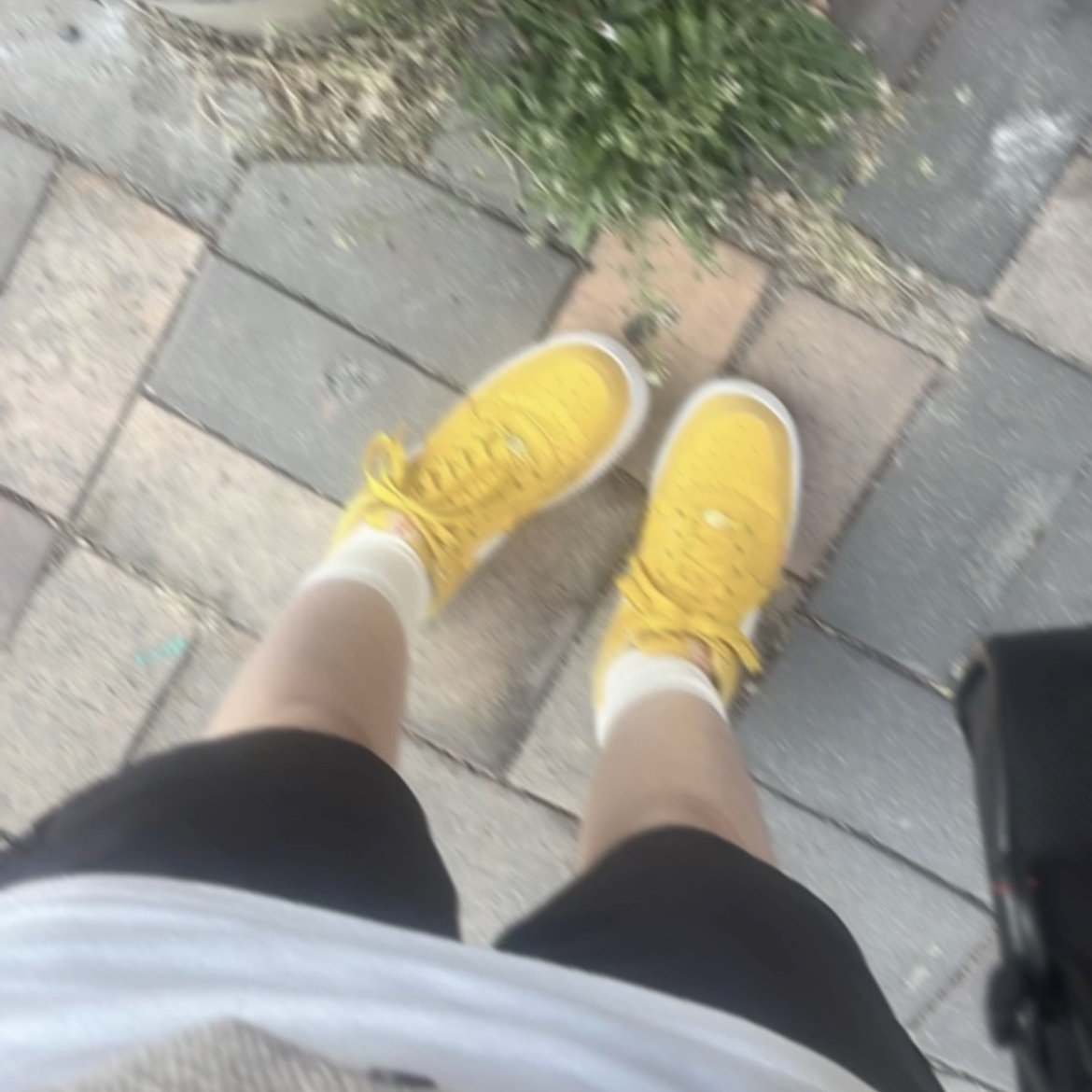 (W) Nike Air Force 1 '07 SE 40th Anniversary Join Forces Yellow Ochre 착용 스타일