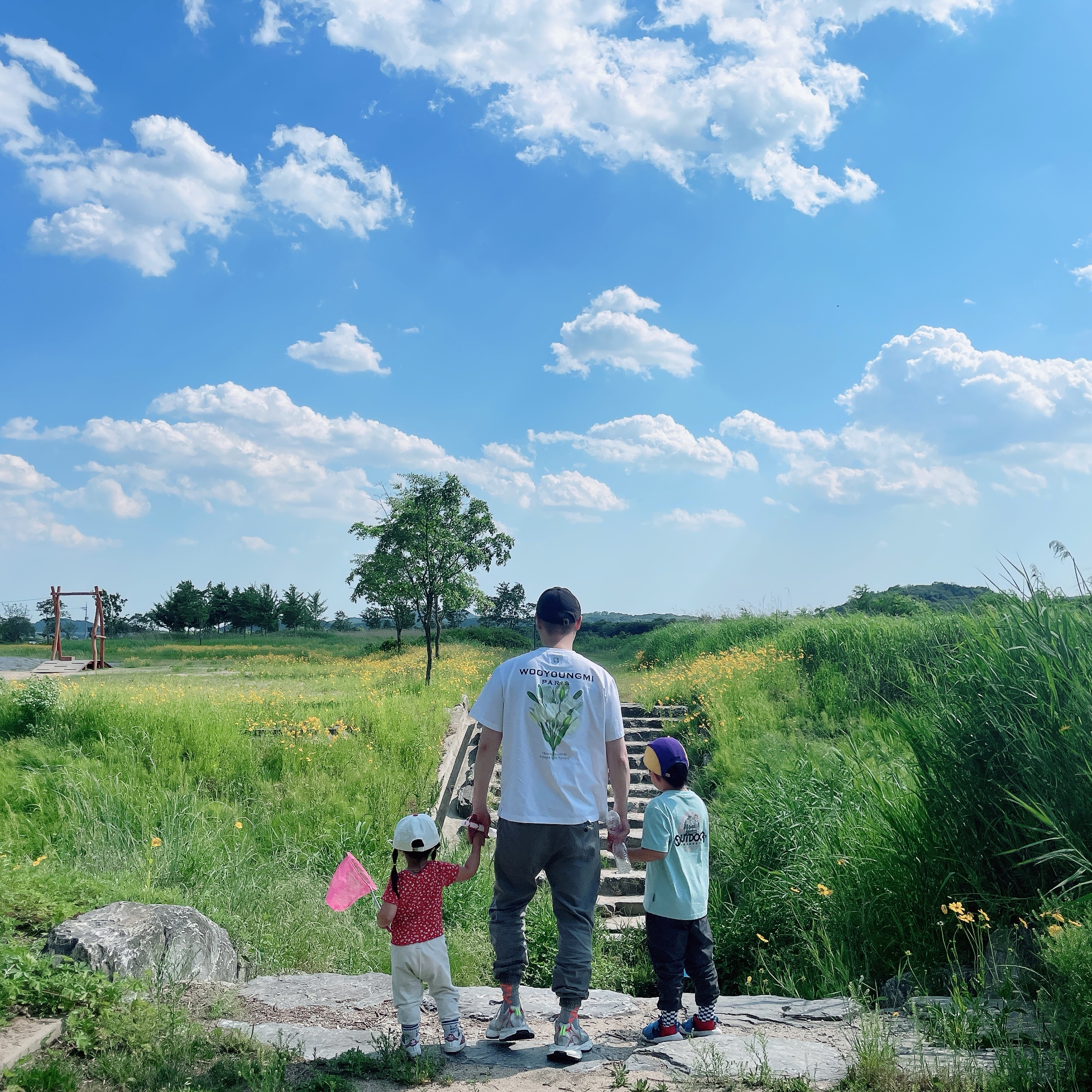 Wooyoungmi Flower Print Back Logo T-Shirt White - 22SS, Balenciaga 3XL Sneakers White Red Blue 착용 스타일