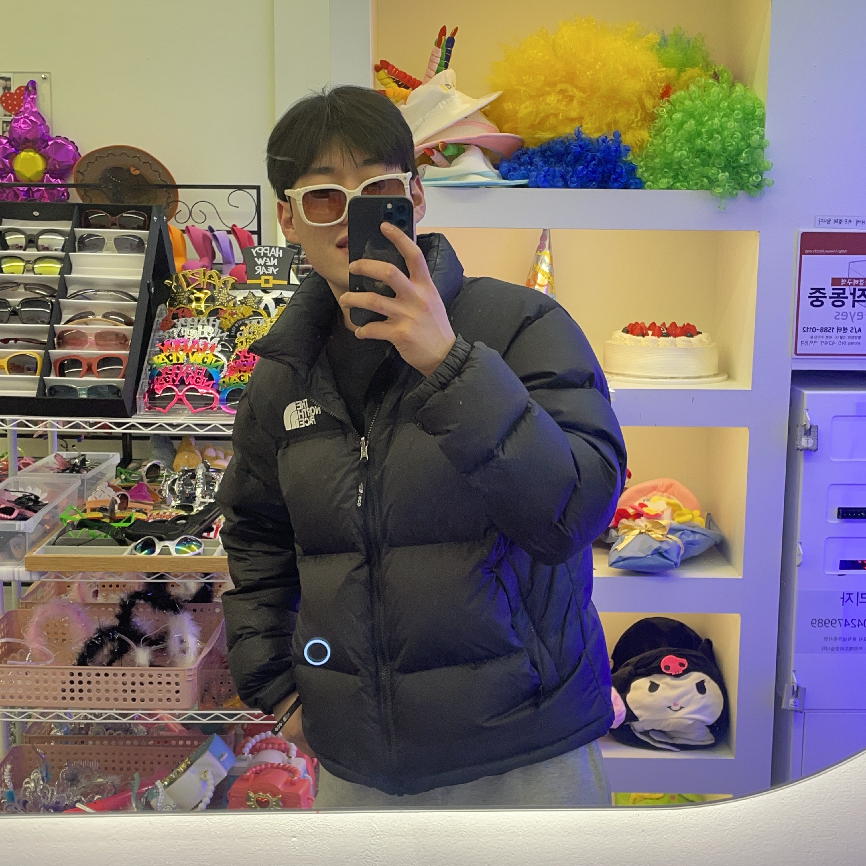The North Face 1996 Eco Nuptse Jacket Black 착용 스타일