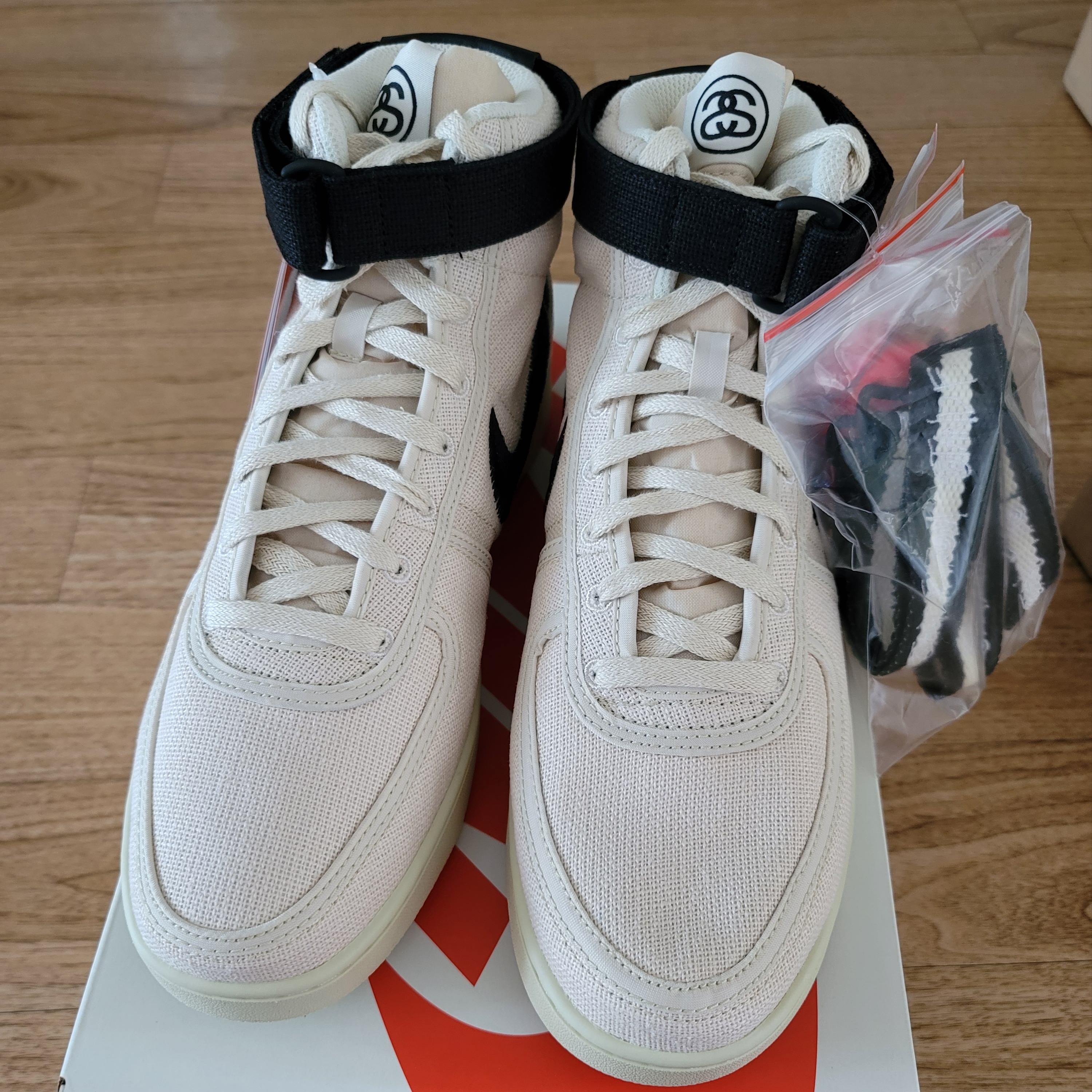 Nike x Stussy Vandal High Fossil 착용 스타일 - 2