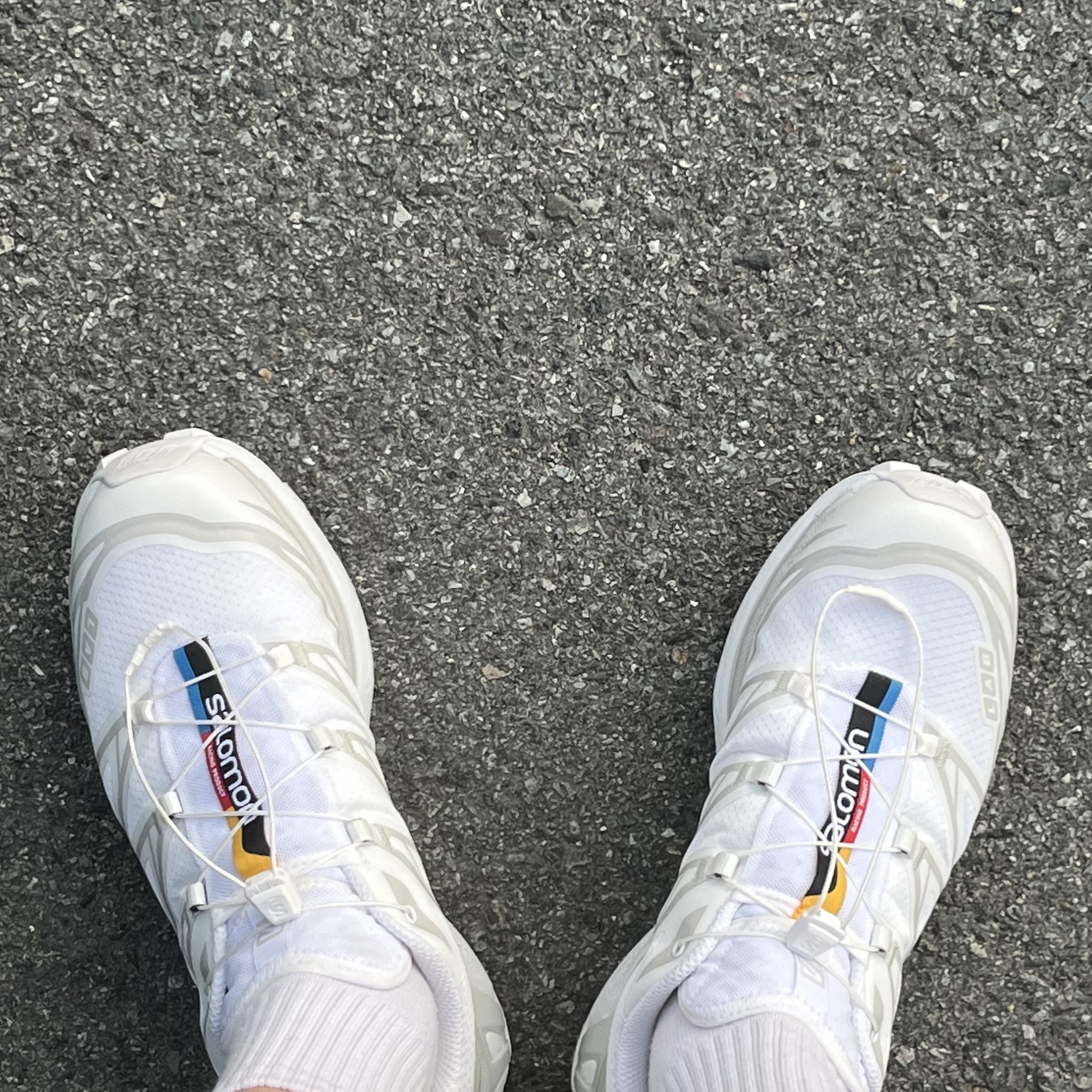 Salomon XT-6 ADV White 착용 스타일
