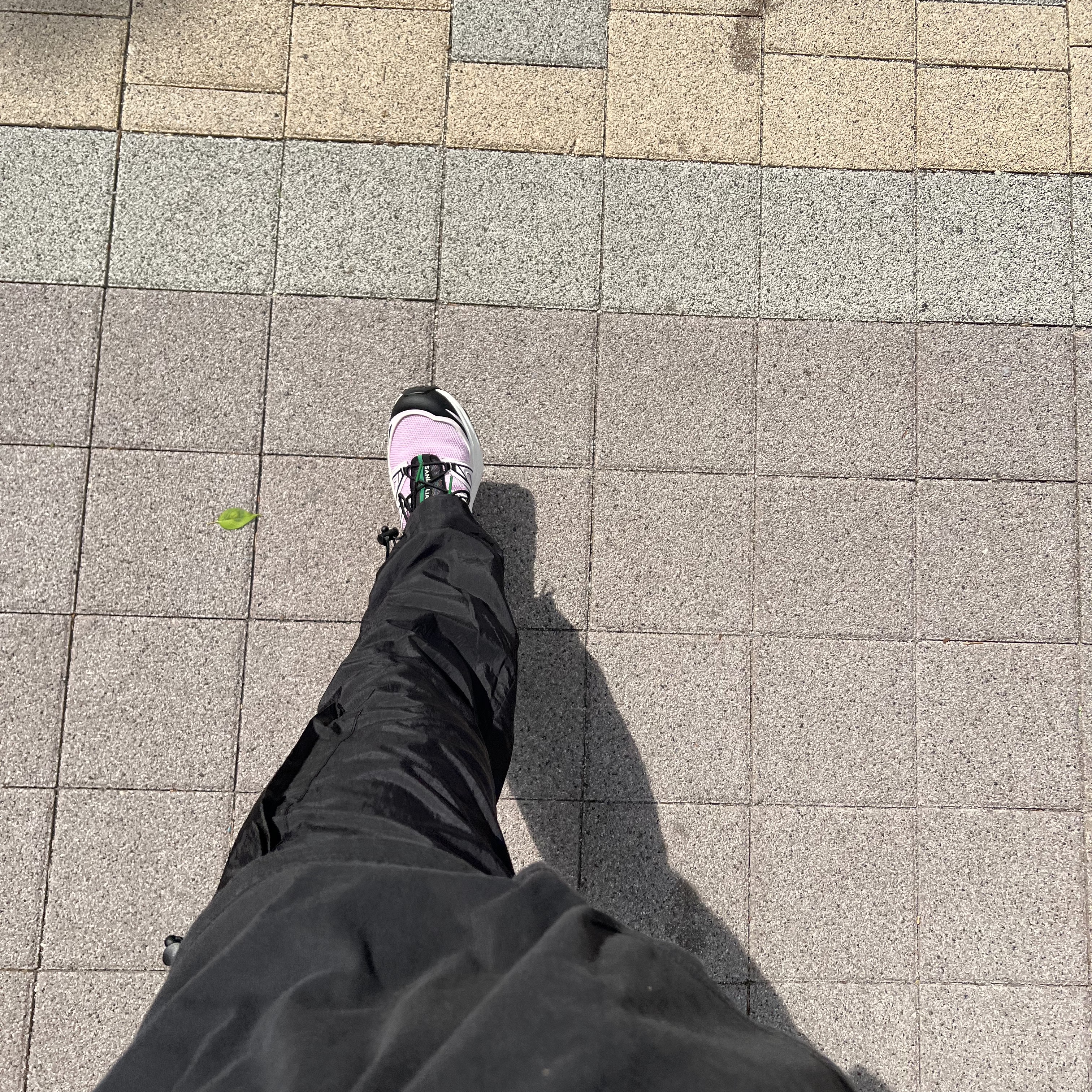Salomon x Sandy Liang XT-6 Expanse Cradle Pink 착용 스타일 - 1