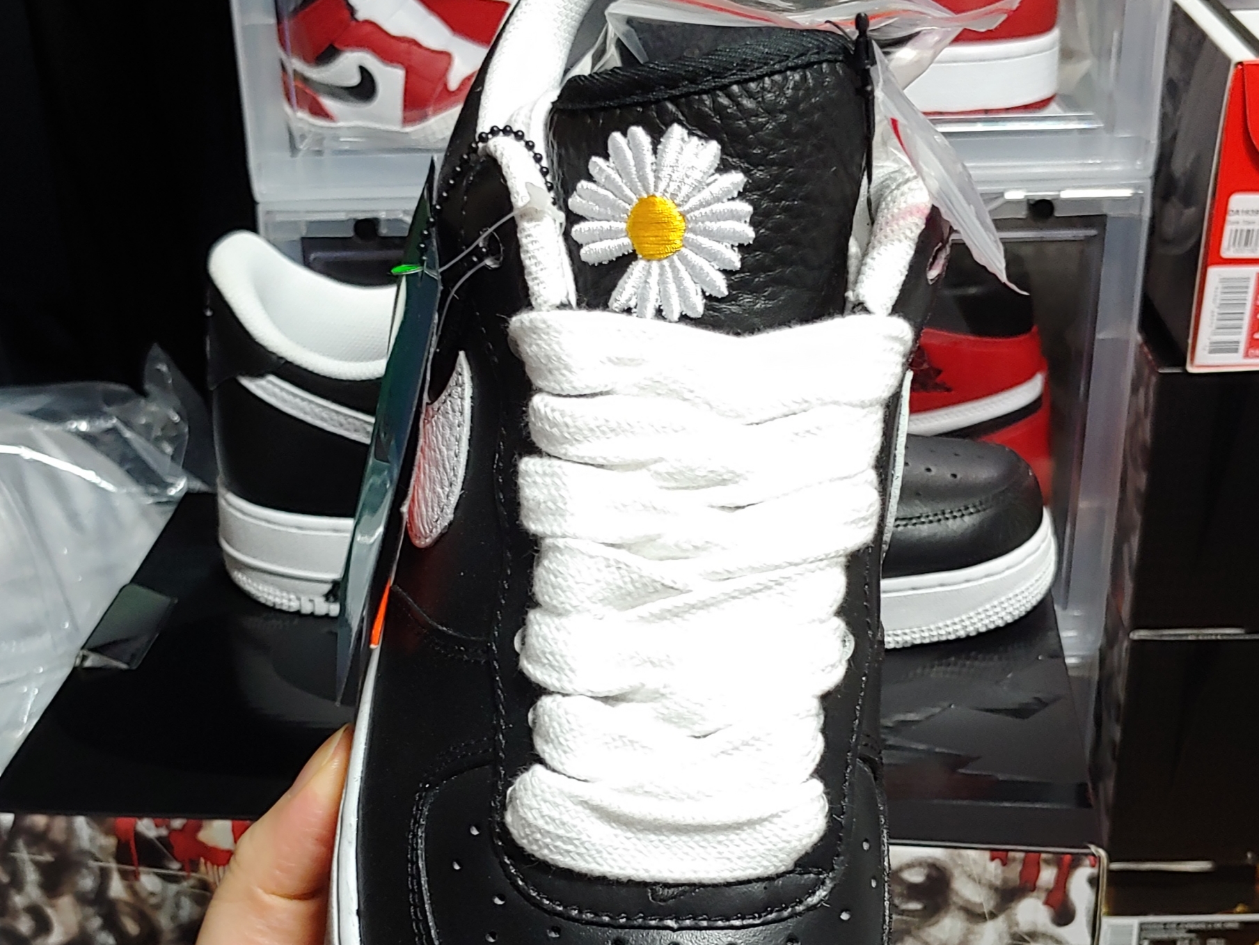 Nike x Peaceminusone Air Force 1 Low Para-Noise, Jordan 1 Retro High OG Chicago 2015 착용 스타일 - 3