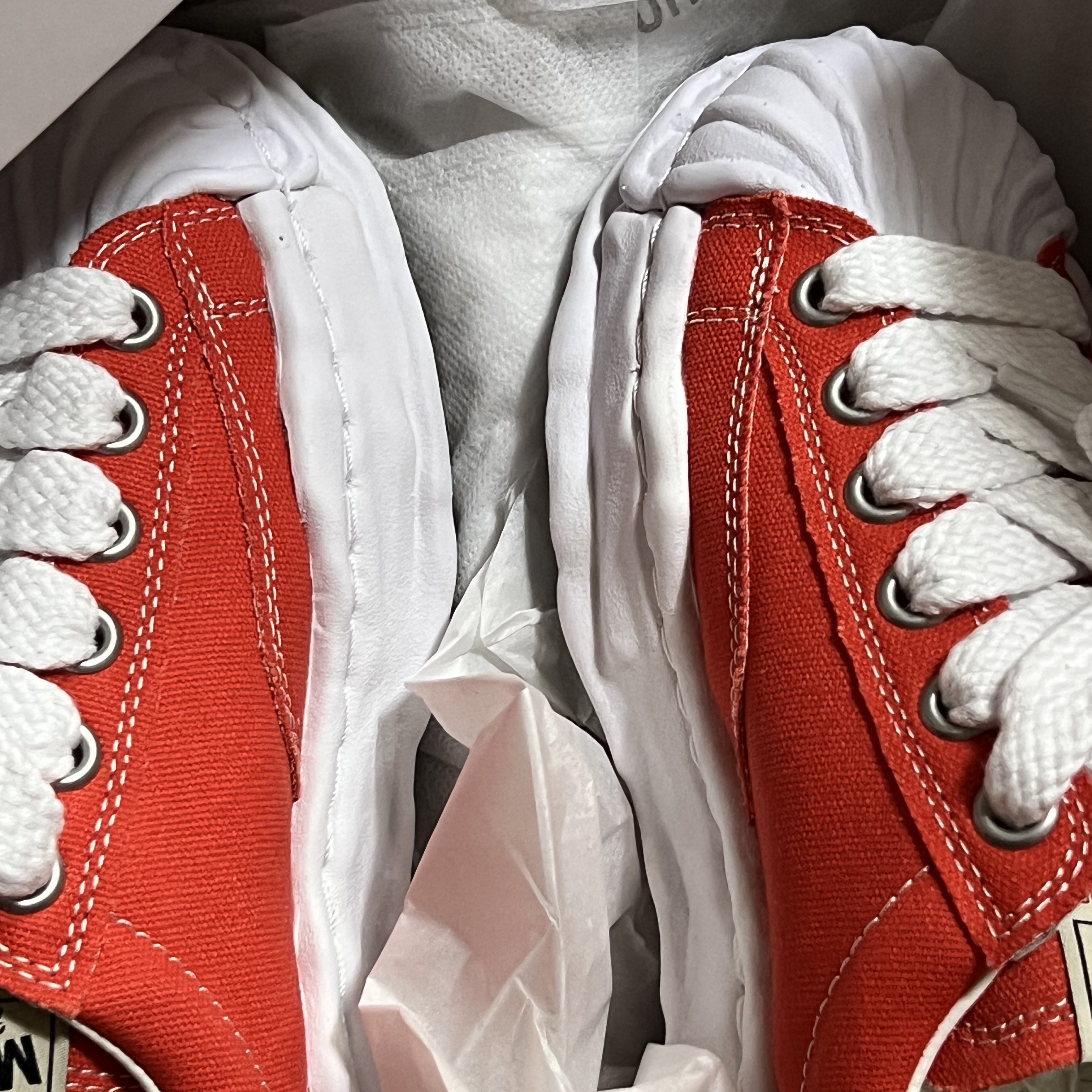 Maison Mihara Yasuhiro Blakey OG Sole Canvas Low-top Sneakers Orange 착용 스타일 - 2