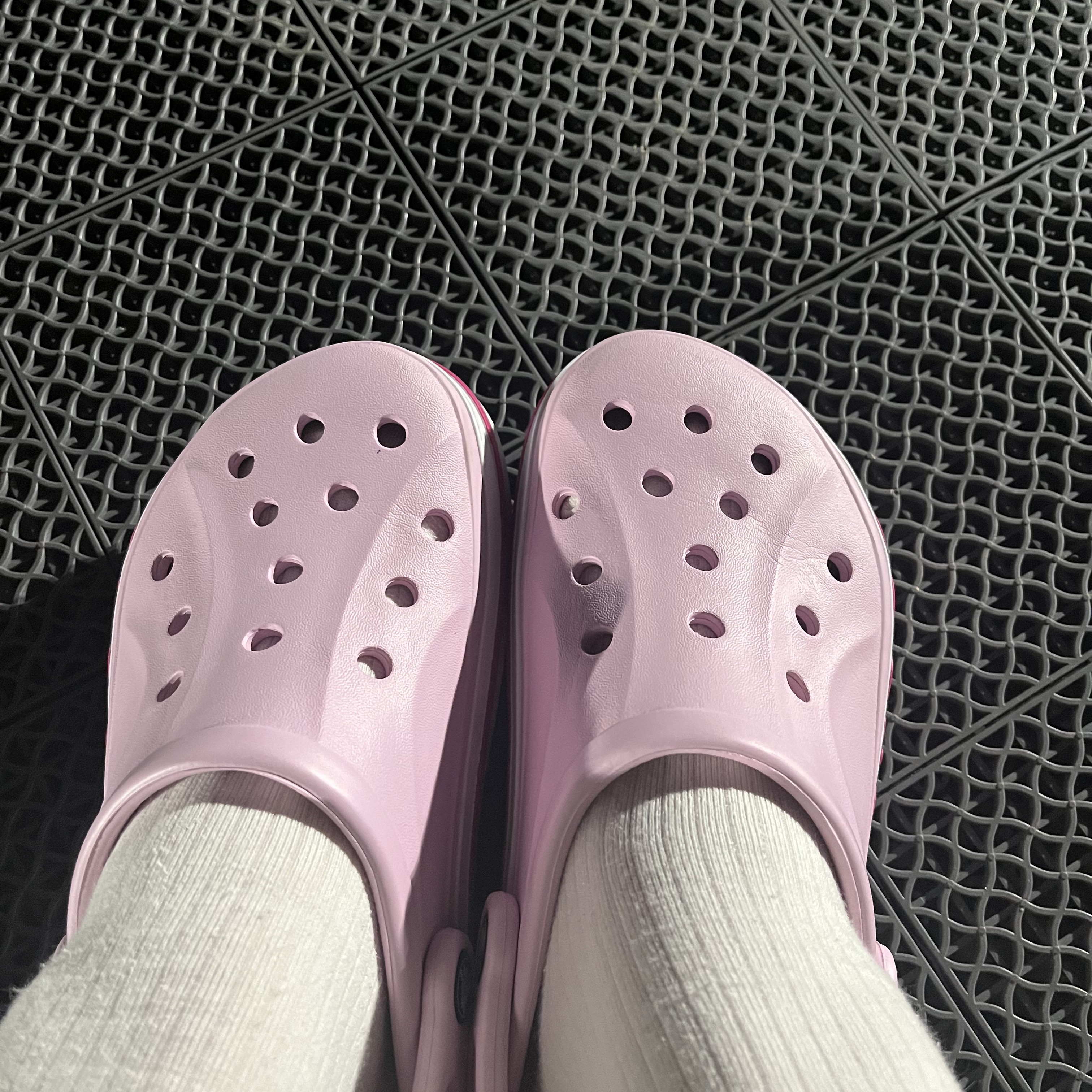 Crocs Bayaband Clog Ballerina Pink 착용 스타일