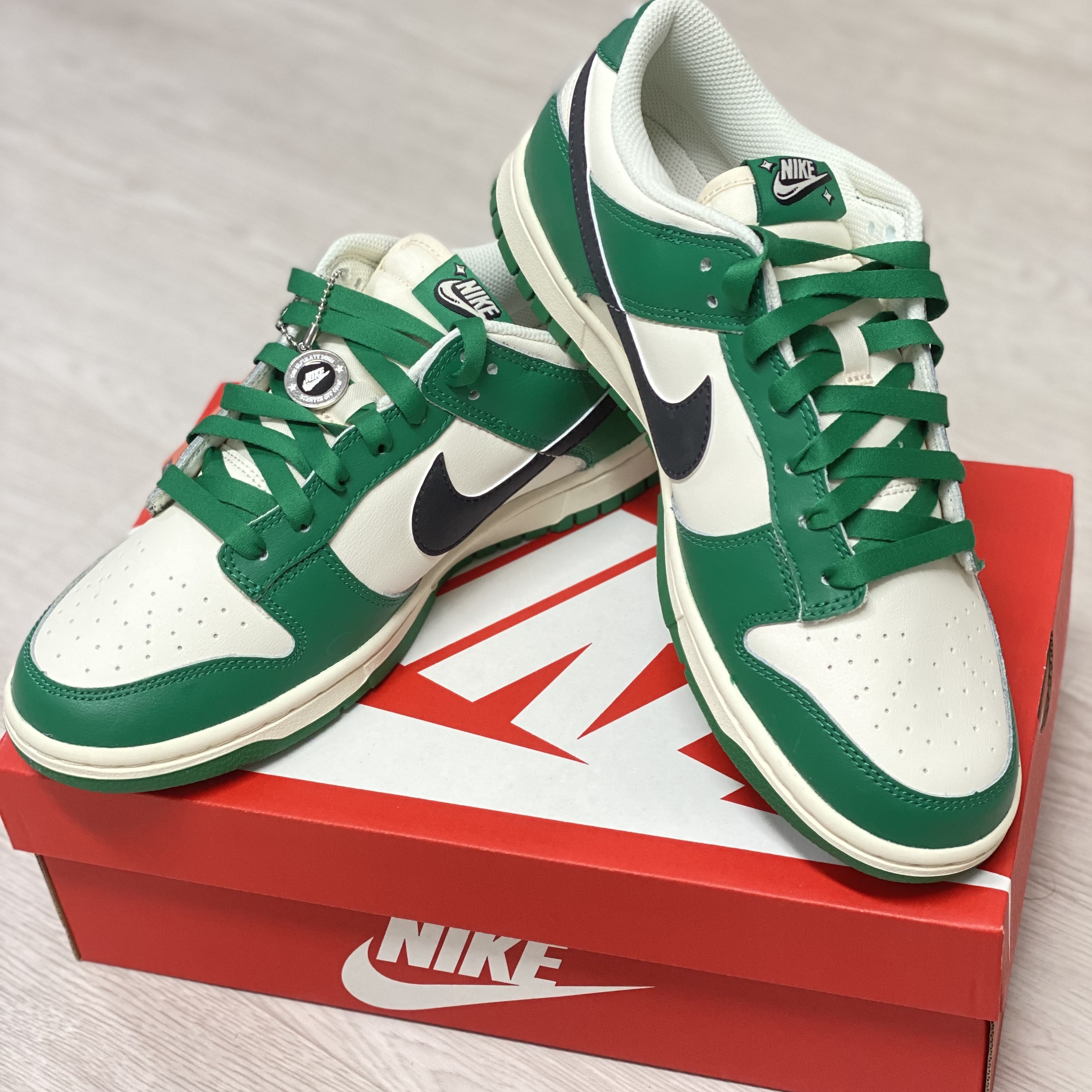 Nike Dunk Low Retro SE Jackpot Malachite 착용 스타일