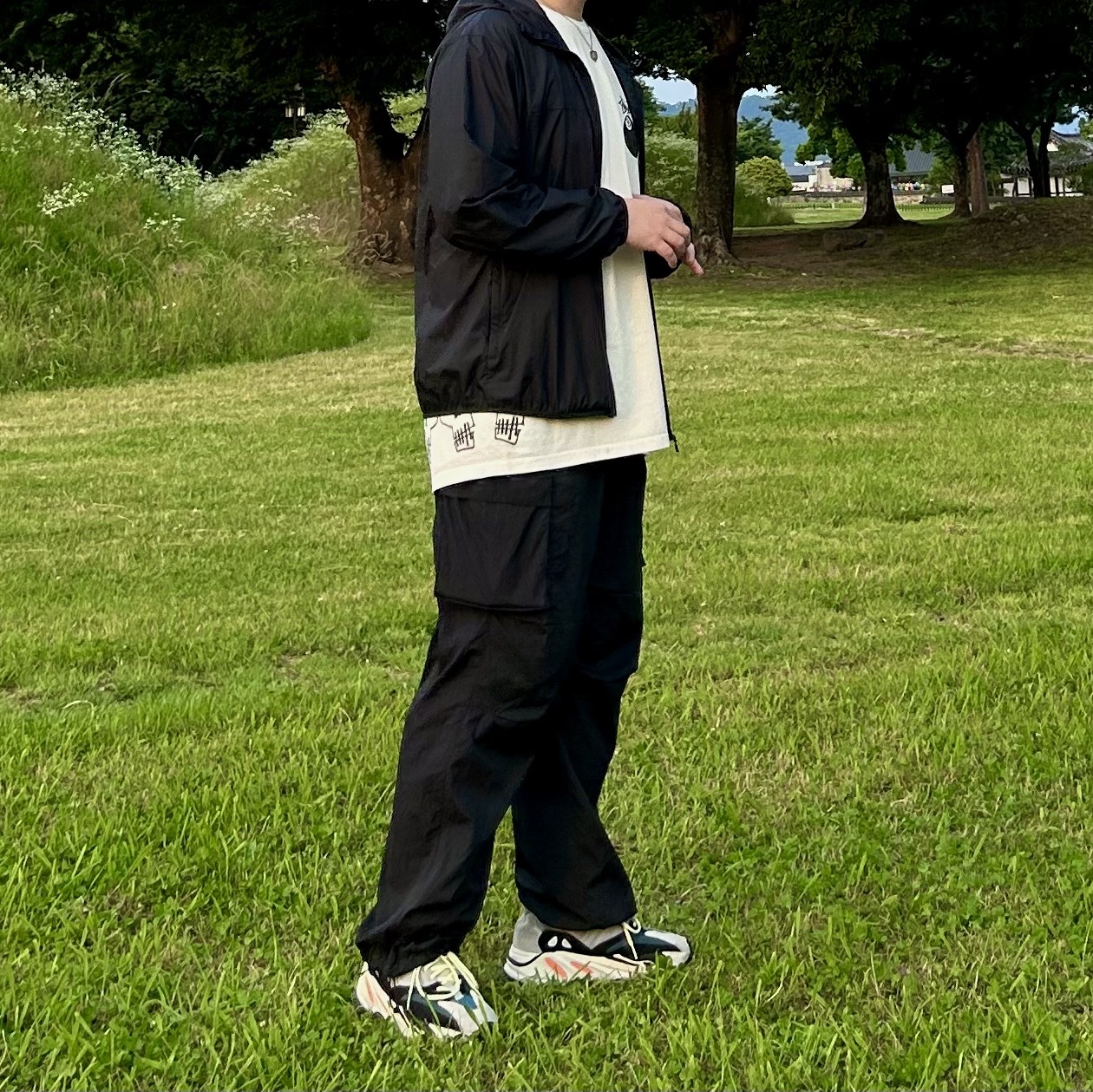 Stussy Test Strike Pigment Dyed T-Shirt Natural, Adidas Yeezy Boost 700 Wave Runner Solid Grey 2017/2019 착용 스타일 - 3