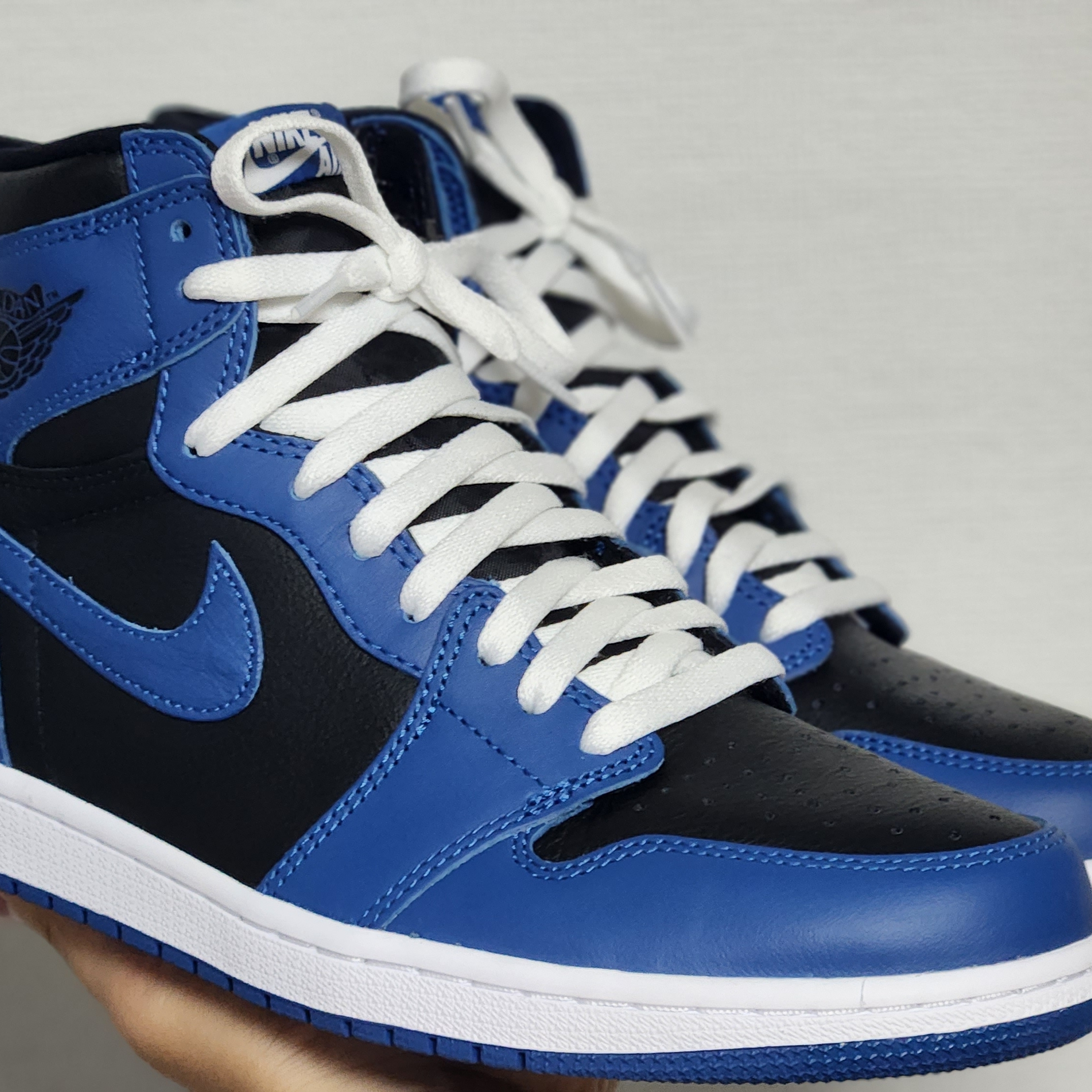 Jordan 1 Retro High OG Dark Marina Blue 착용 스타일 - 2