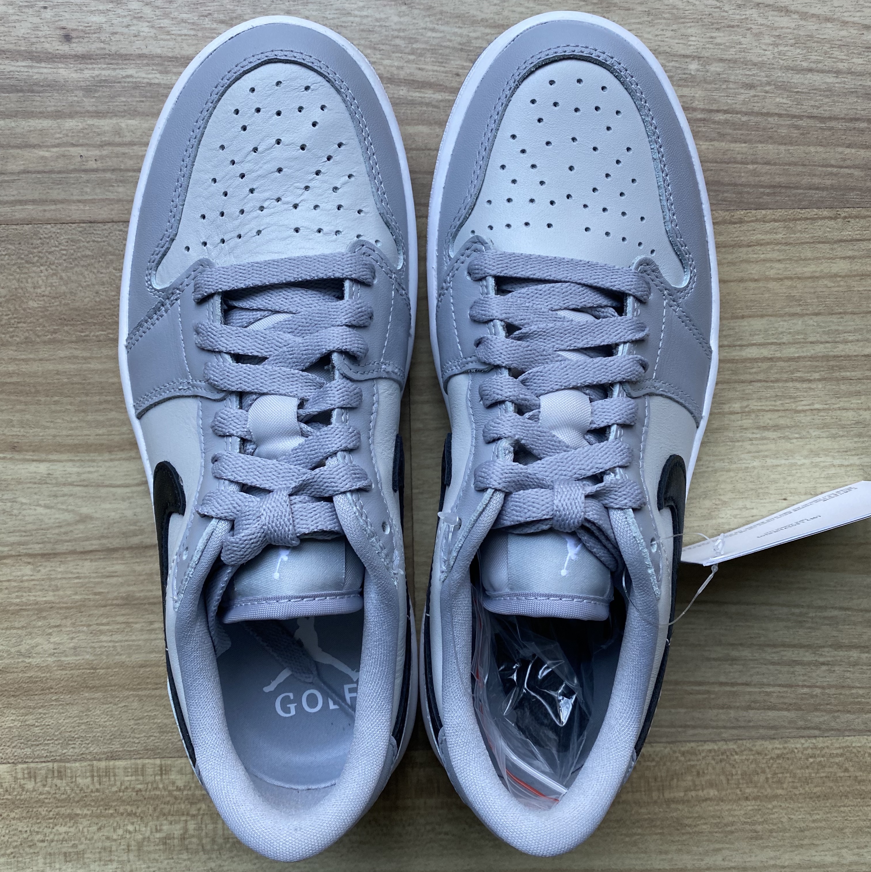 Jordan 1 Low Golf Wolf Grey 착용 스타일