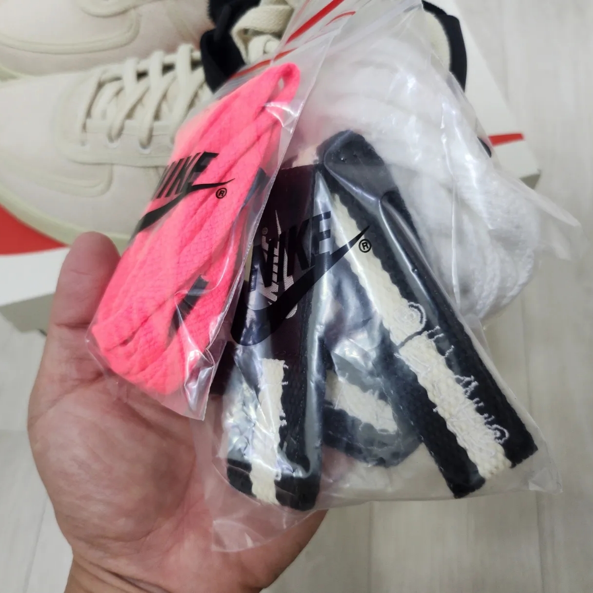 Nike x Stussy Vandal High Fossil 착용 스타일 - 3