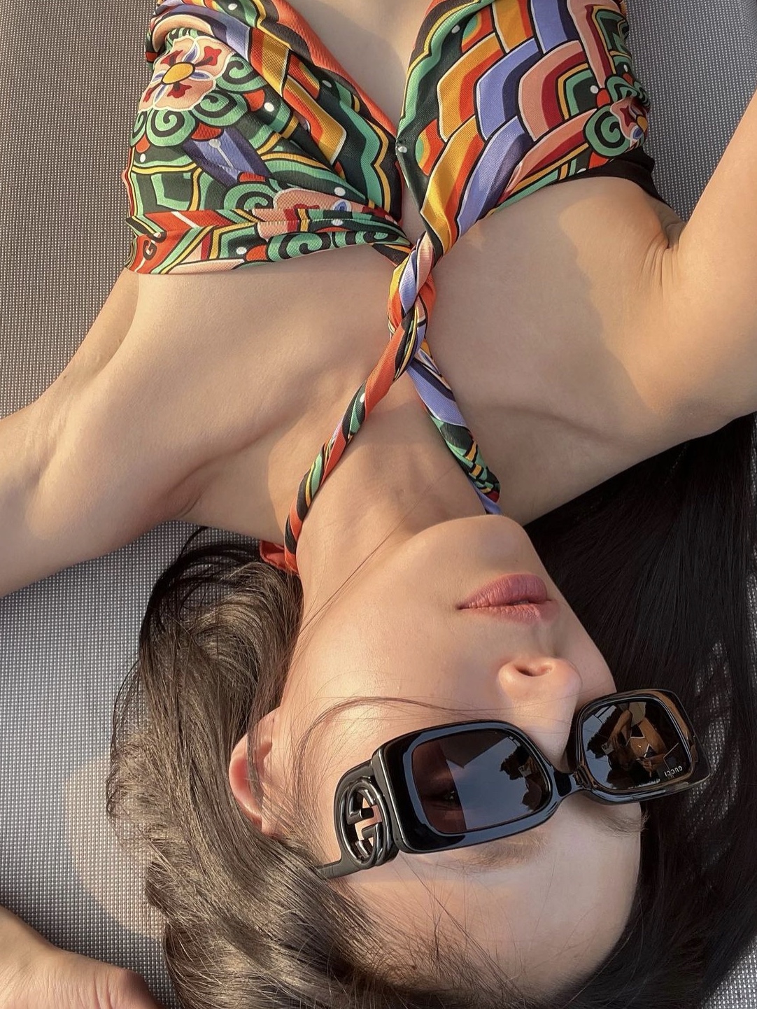 (W) Gucci Rectangle Frame Sunglasses Shiny Black Acetate 착용 스타일