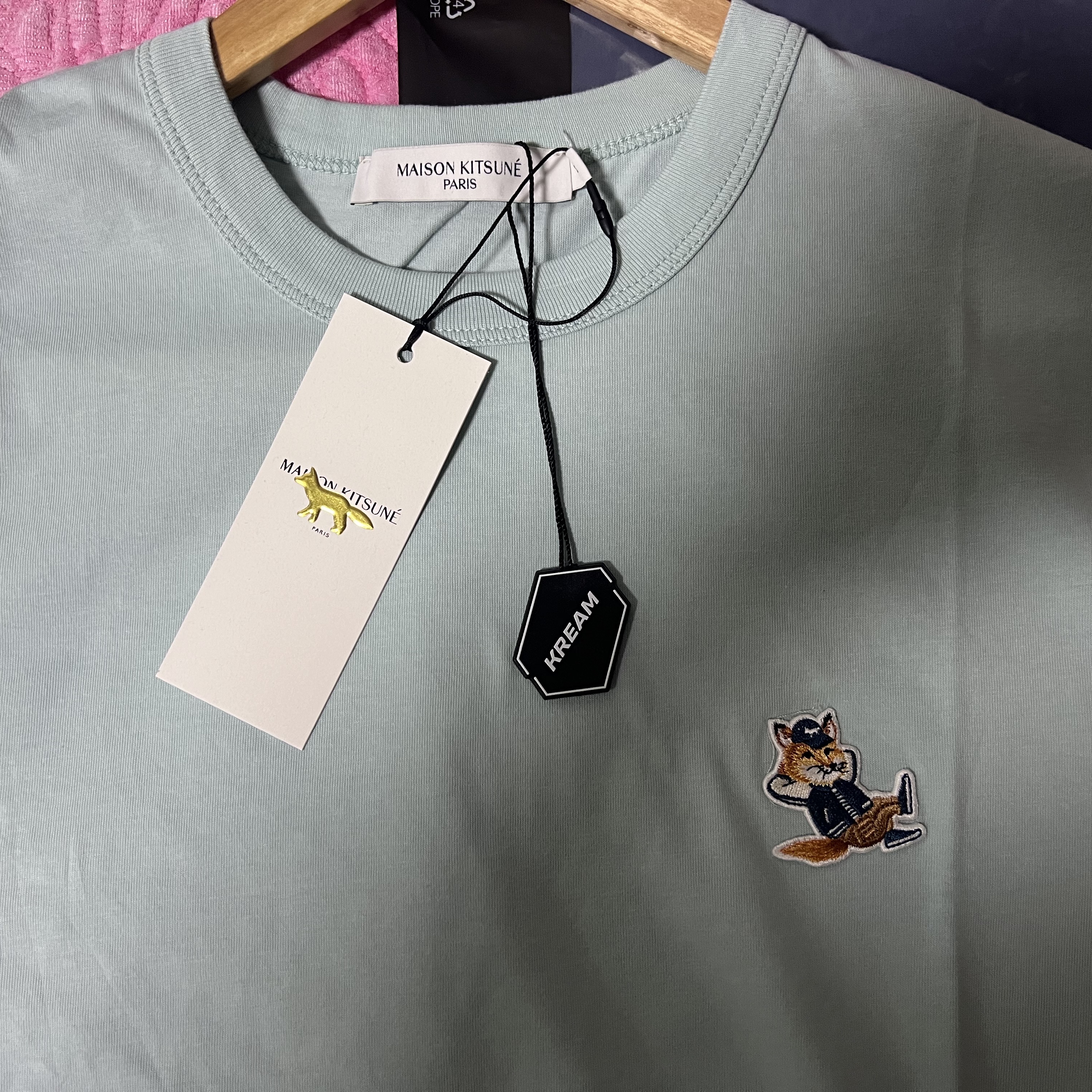 Maison Kitsune Dressed Fox Patch Classic T-Shirt Blue Haze 착용 스타일 - 1